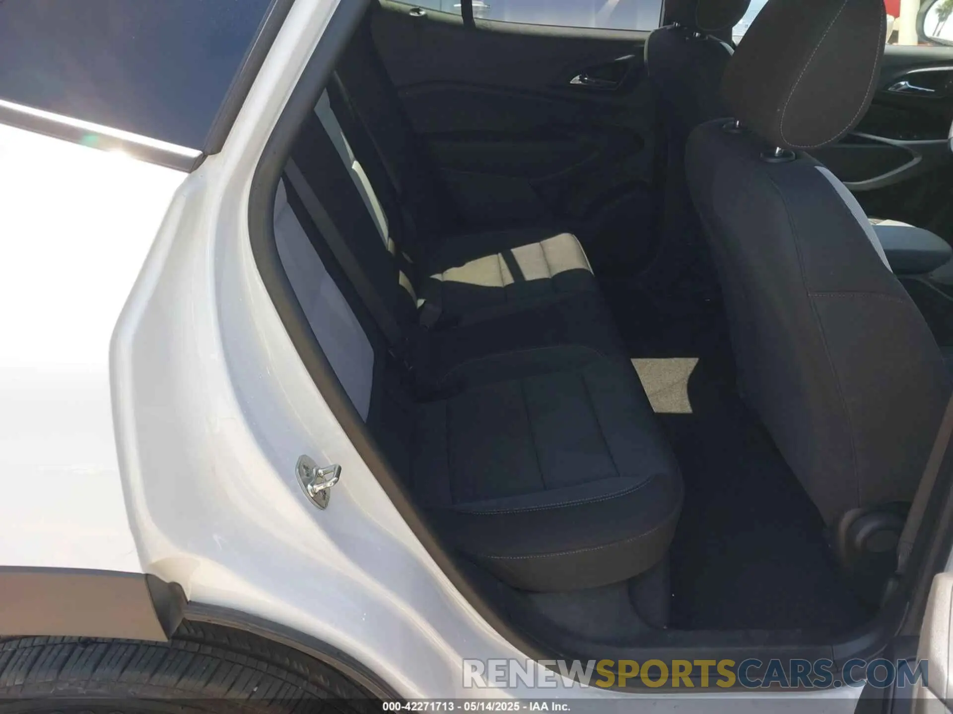 8 fotografías del automóvil dañado KL77LGE23RC190779 CHEVROLET TRAX 2024