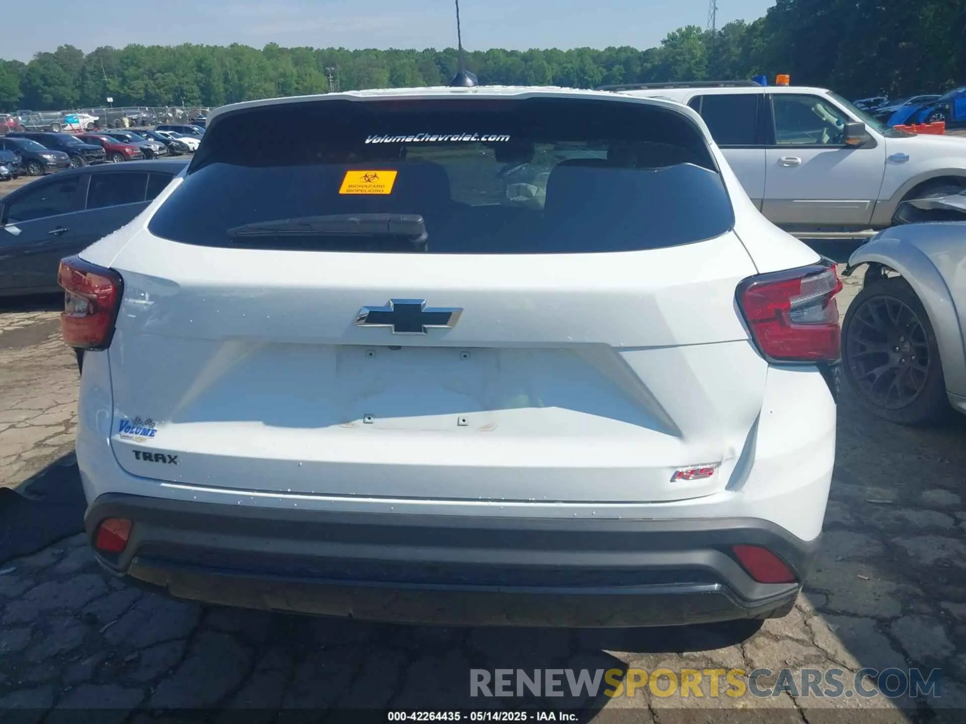 16 fotografías del automóvil dañado KL77LGE23RC194203 CHEVROLET TRAX 2024