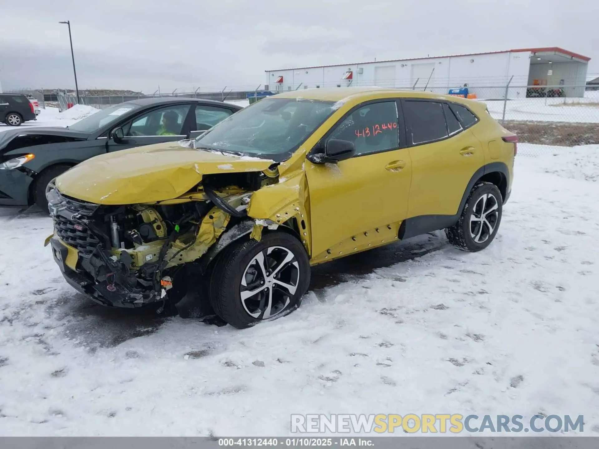 2 fotografías del automóvil dañado KL77LGE24RC068416 CHEVROLET TRAX 2024