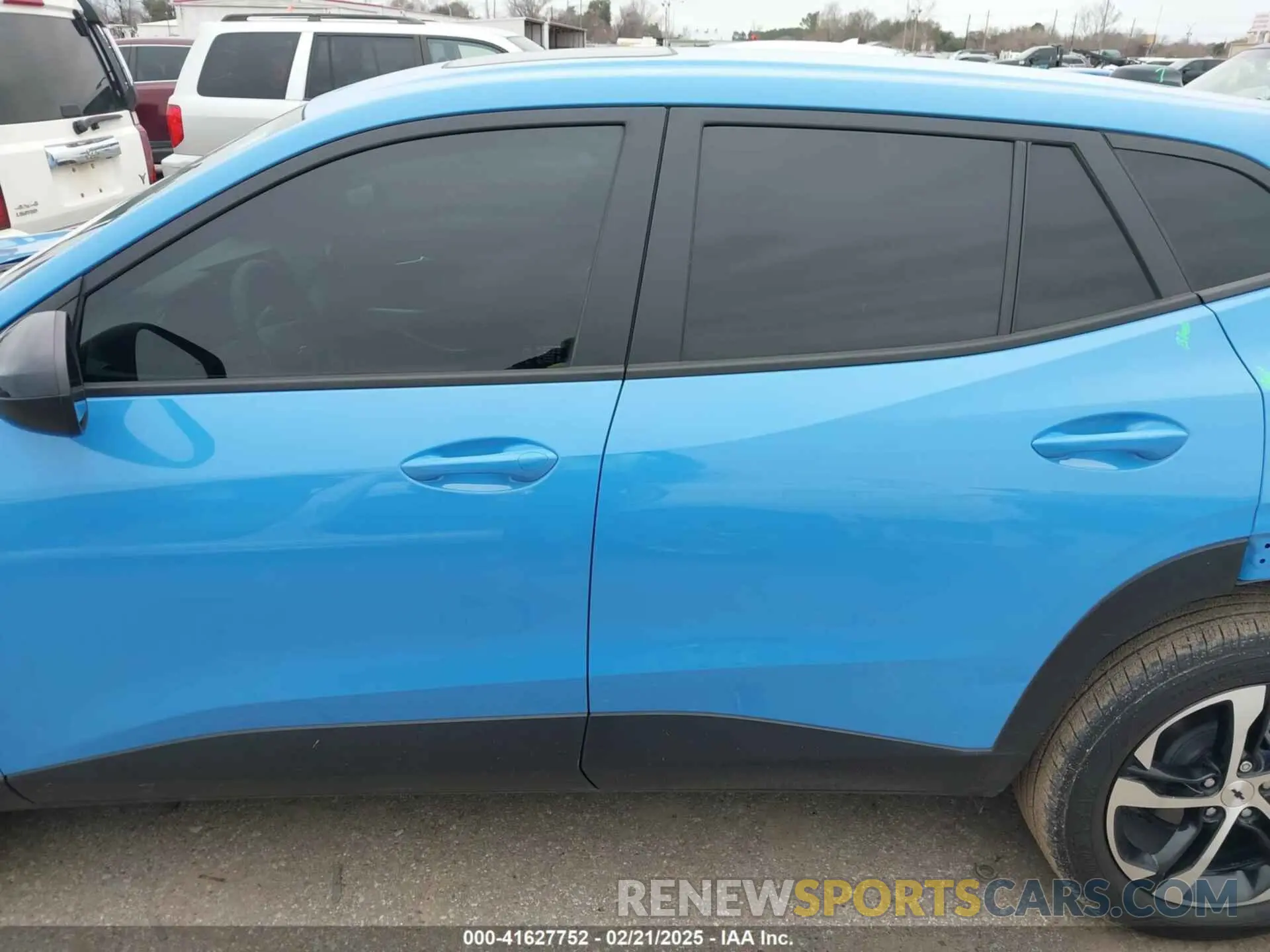 14 fotografías del automóvil dañado KL77LGE26RC013224 CHEVROLET TRAX 2024