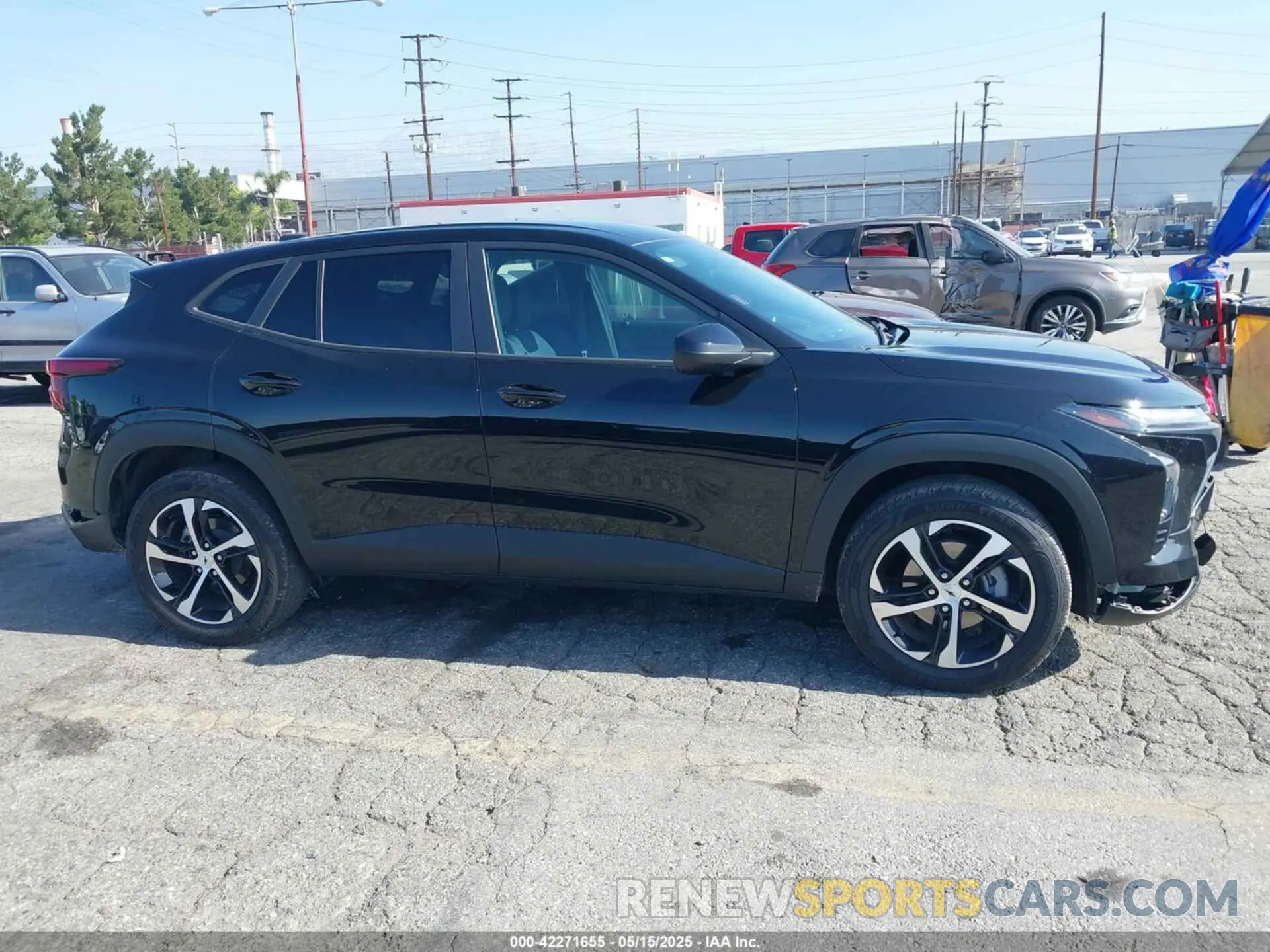 13 fotografías del automóvil dañado KL77LGE27RC126292 CHEVROLET TRAX 2024