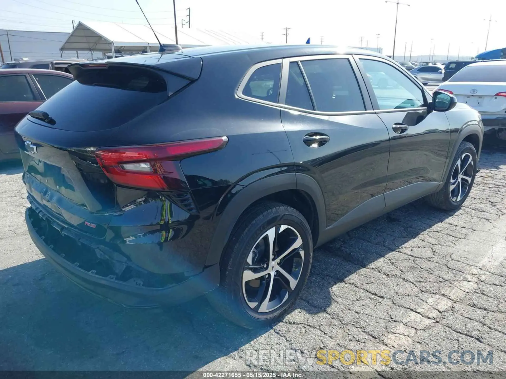 4 fotografías del automóvil dañado KL77LGE27RC126292 CHEVROLET TRAX 2024