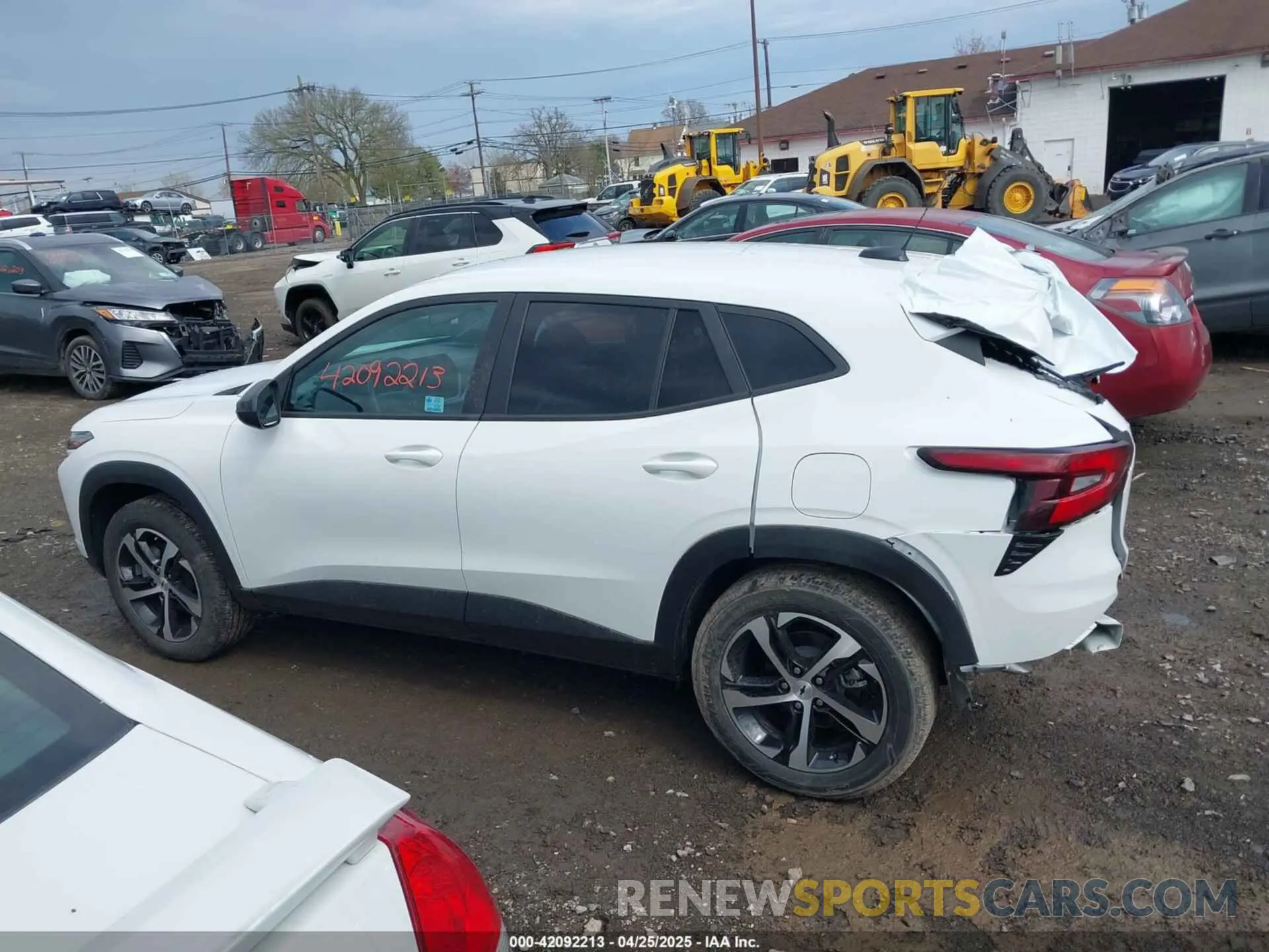 14 fotografías del automóvil dañado KL77LGE29RC183223 CHEVROLET TRAX 2024