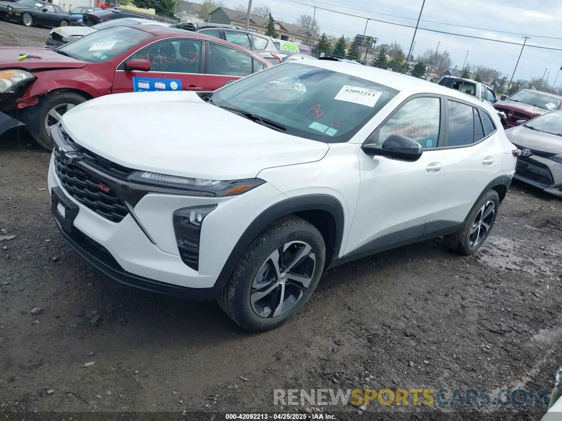 2 fotografías del automóvil dañado KL77LGE29RC183223 CHEVROLET TRAX 2024