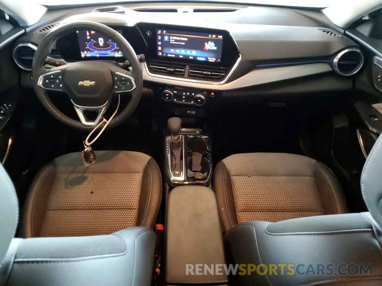 8 fotografías del automóvil dañado KL77LHE21RC037596 CHEVROLET TRAX 2024