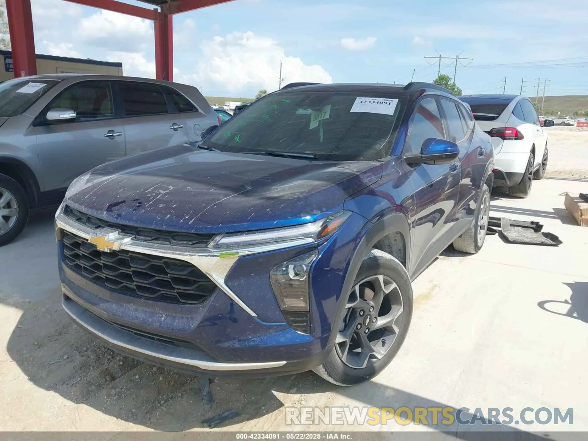2 fotografías del automóvil dañado KL77LHE21RC059887 CHEVROLET TRAX 2024