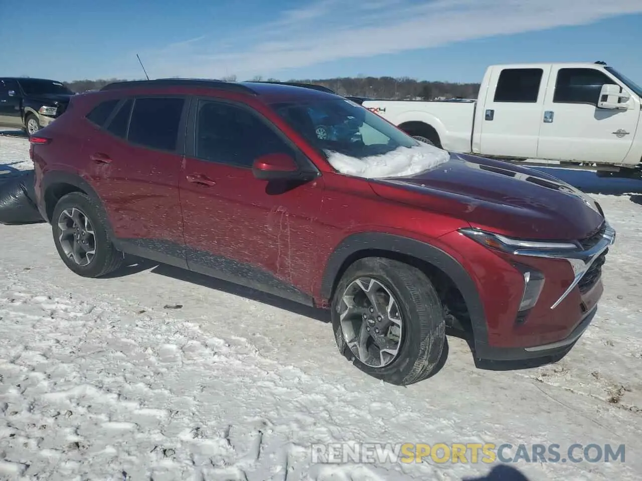 4 fotografías del automóvil dañado KL77LHE22RC045142 CHEVROLET TRAX 2024