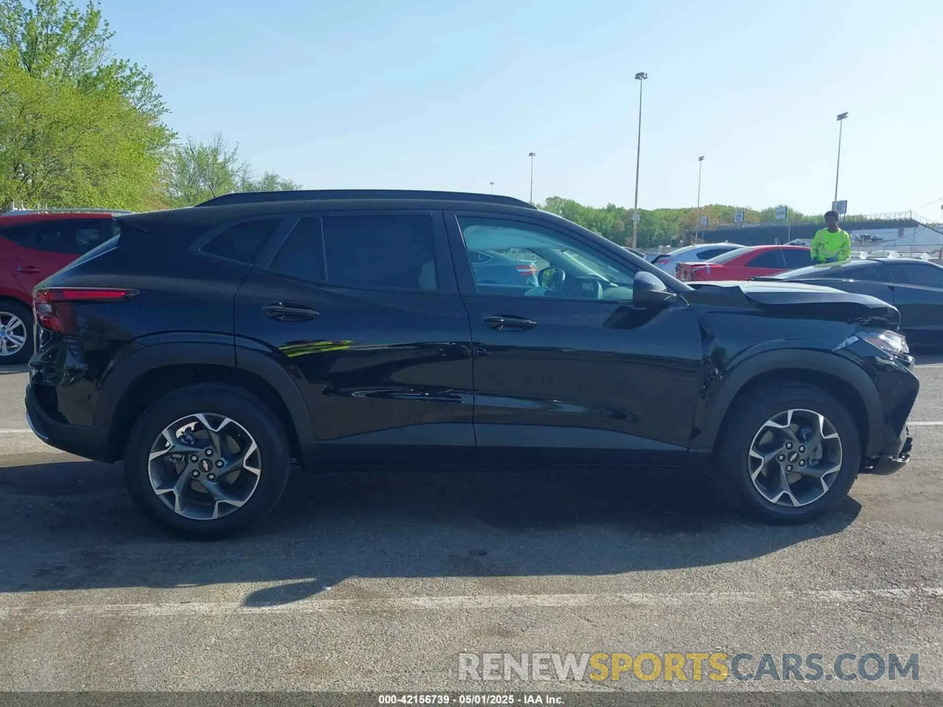 13 fotografías del automóvil dañado KL77LHE22RC175129 CHEVROLET TRAX 2024