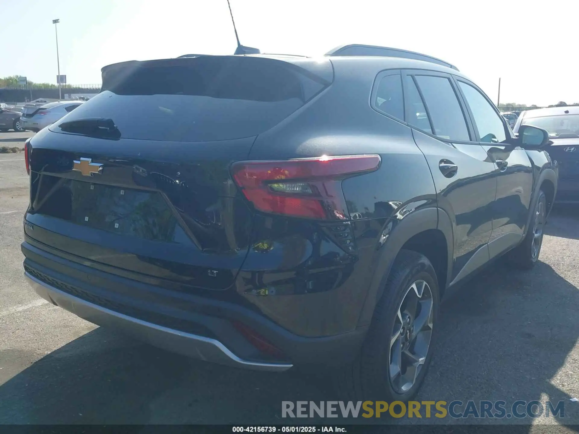 4 fotografías del automóvil dañado KL77LHE22RC175129 CHEVROLET TRAX 2024
