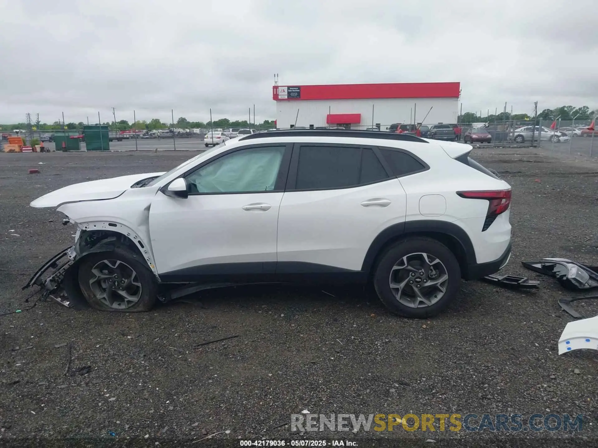 14 fotografías del automóvil dañado KL77LHE22RC241307 CHEVROLET TRAX 2024