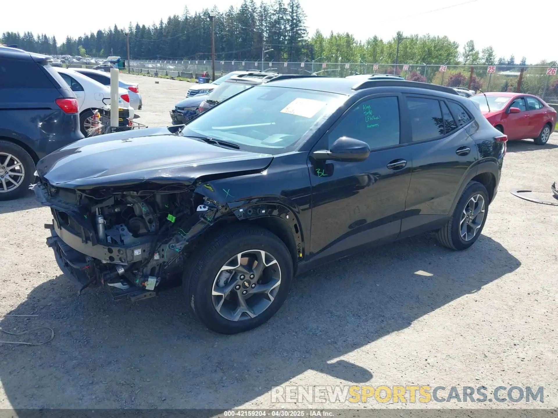 2 fotografías del automóvil dañado KL77LHE23RC170392 CHEVROLET TRAX 2024