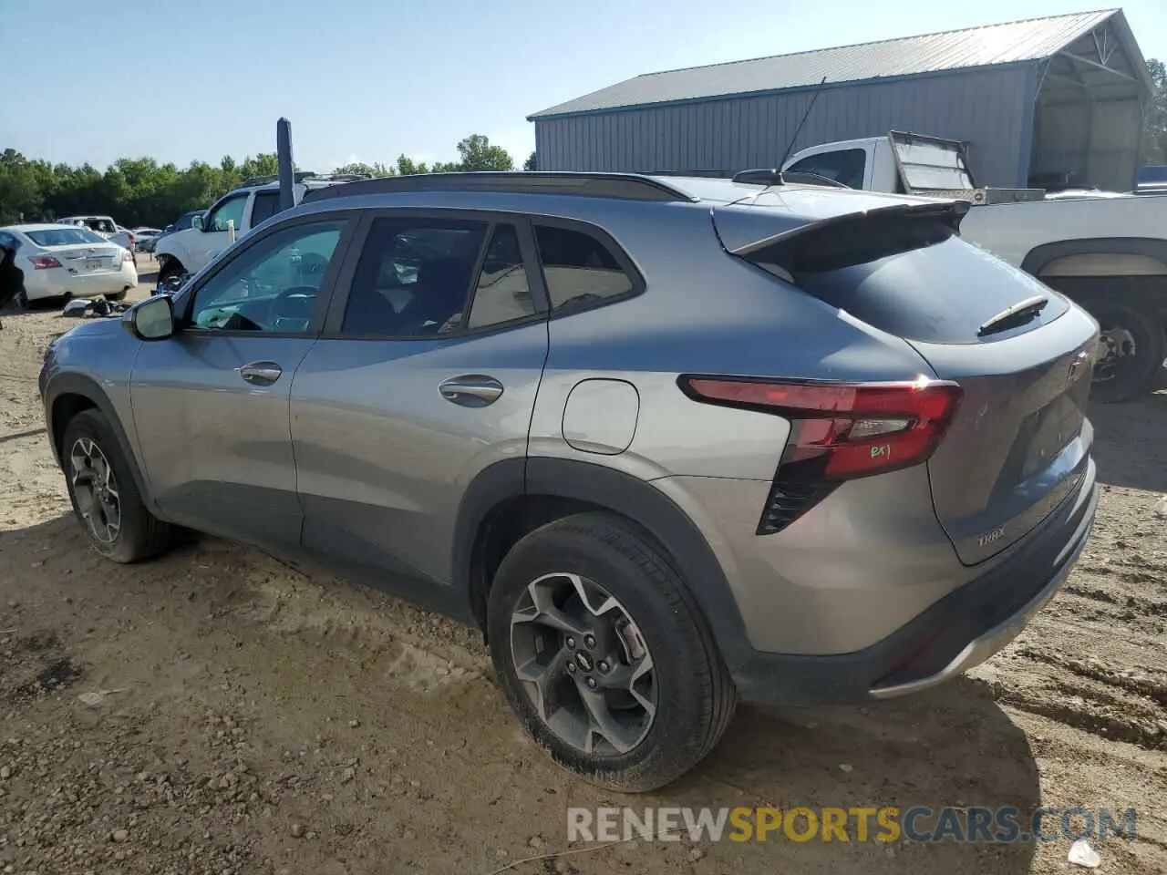 2 fotografías del automóvil dañado KL77LHE23RC208252 CHEVROLET TRAX 2024