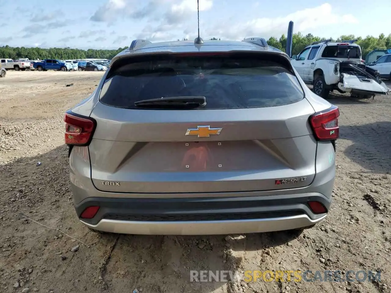 6 fotografías del automóvil dañado KL77LHE23RC208252 CHEVROLET TRAX 2024