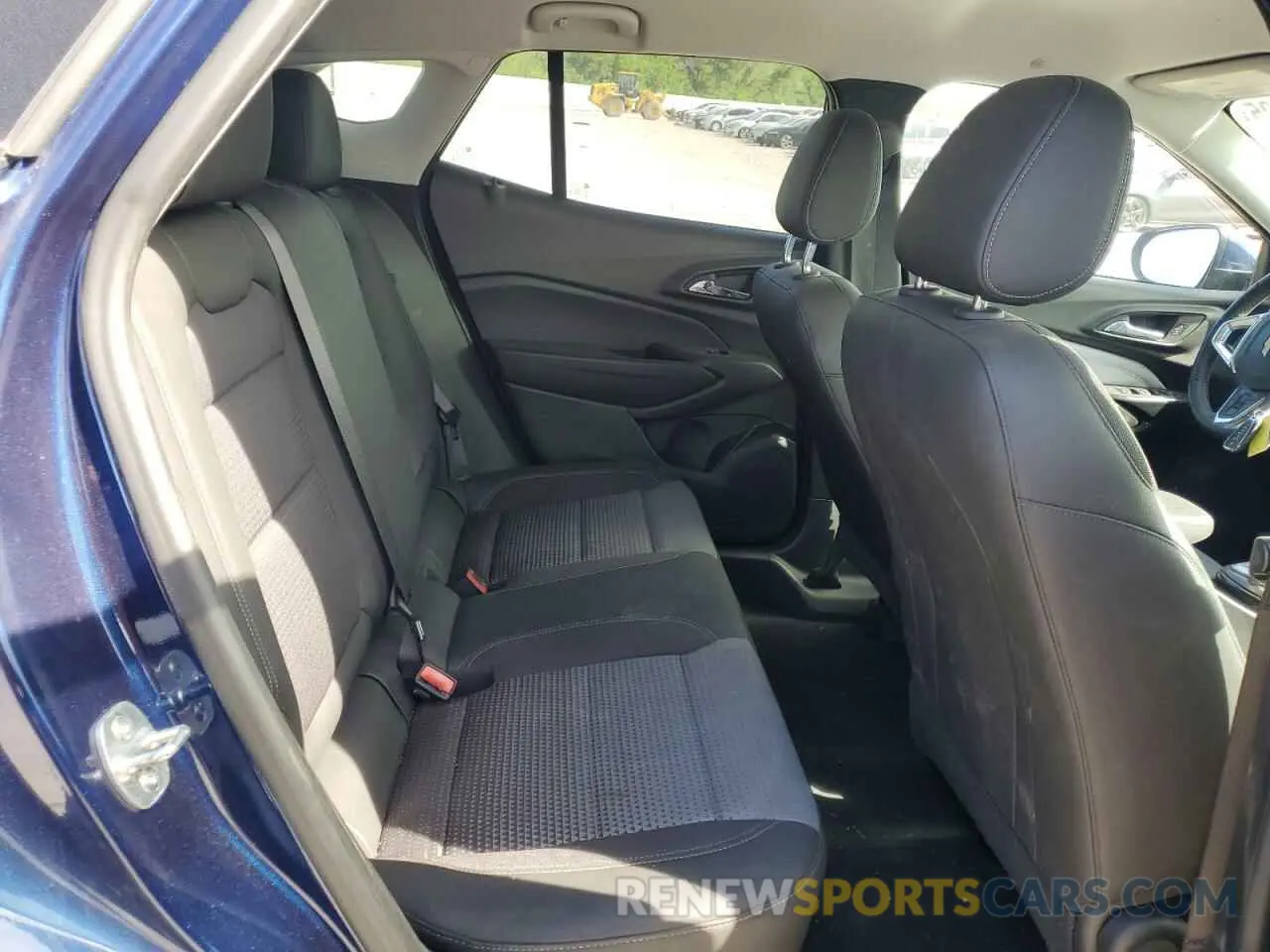 11 fotografías del automóvil dañado KL77LHE24RC158994 CHEVROLET TRAX 2024