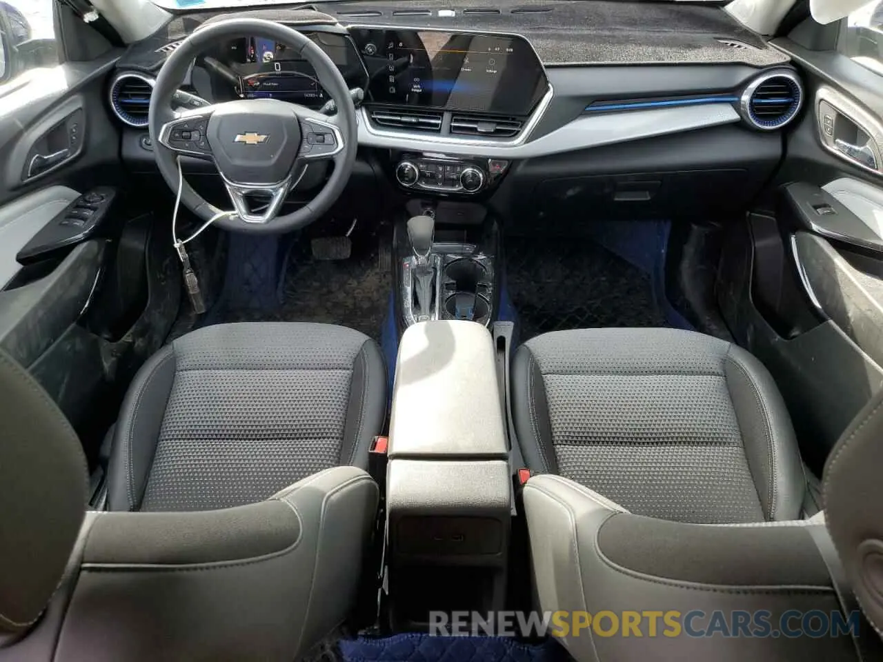 8 fotografías del automóvil dañado KL77LHE24RC215730 CHEVROLET TRAX 2024