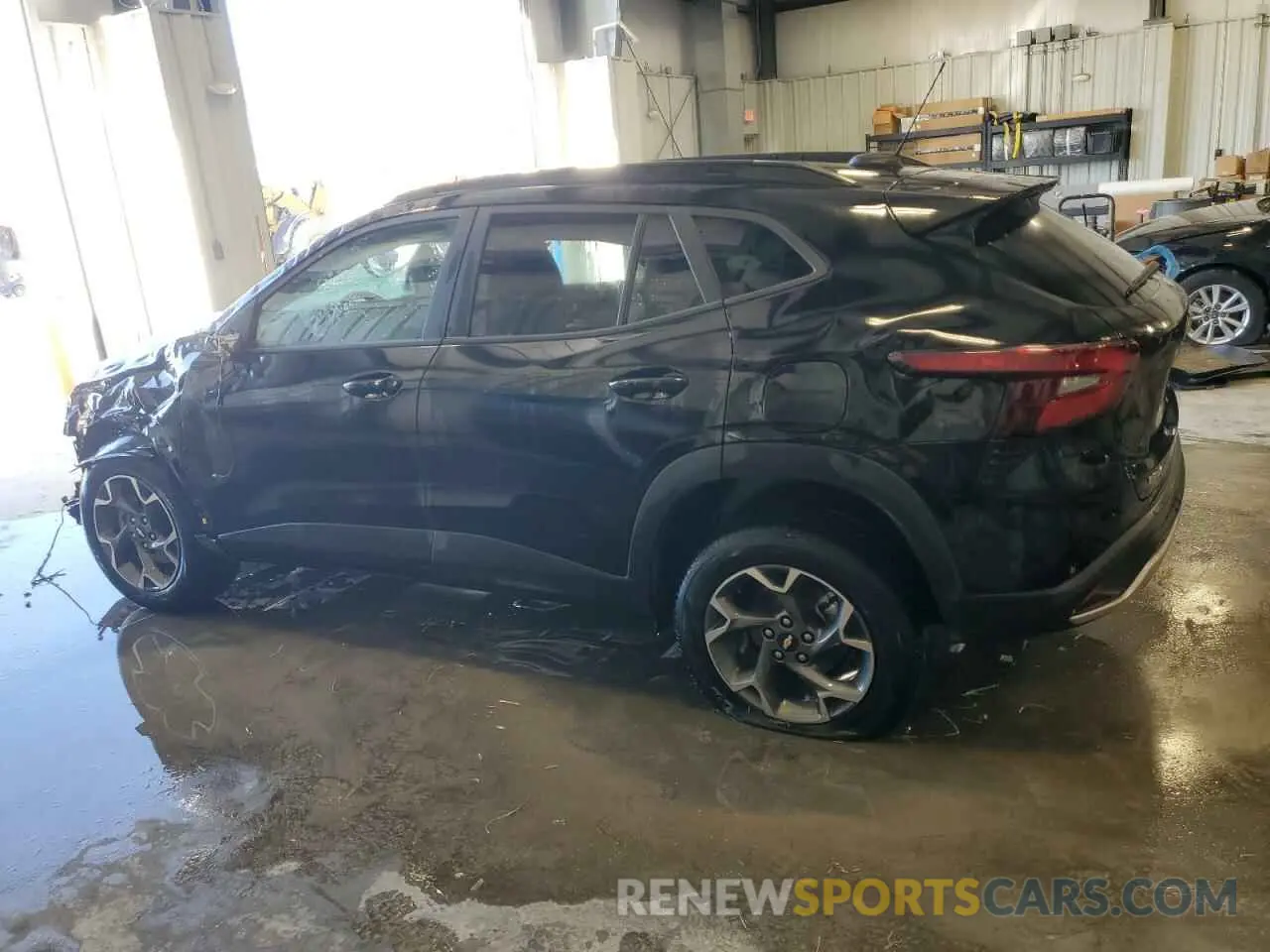 2 fotografías del automóvil dañado KL77LHE24RC237114 CHEVROLET TRAX 2024