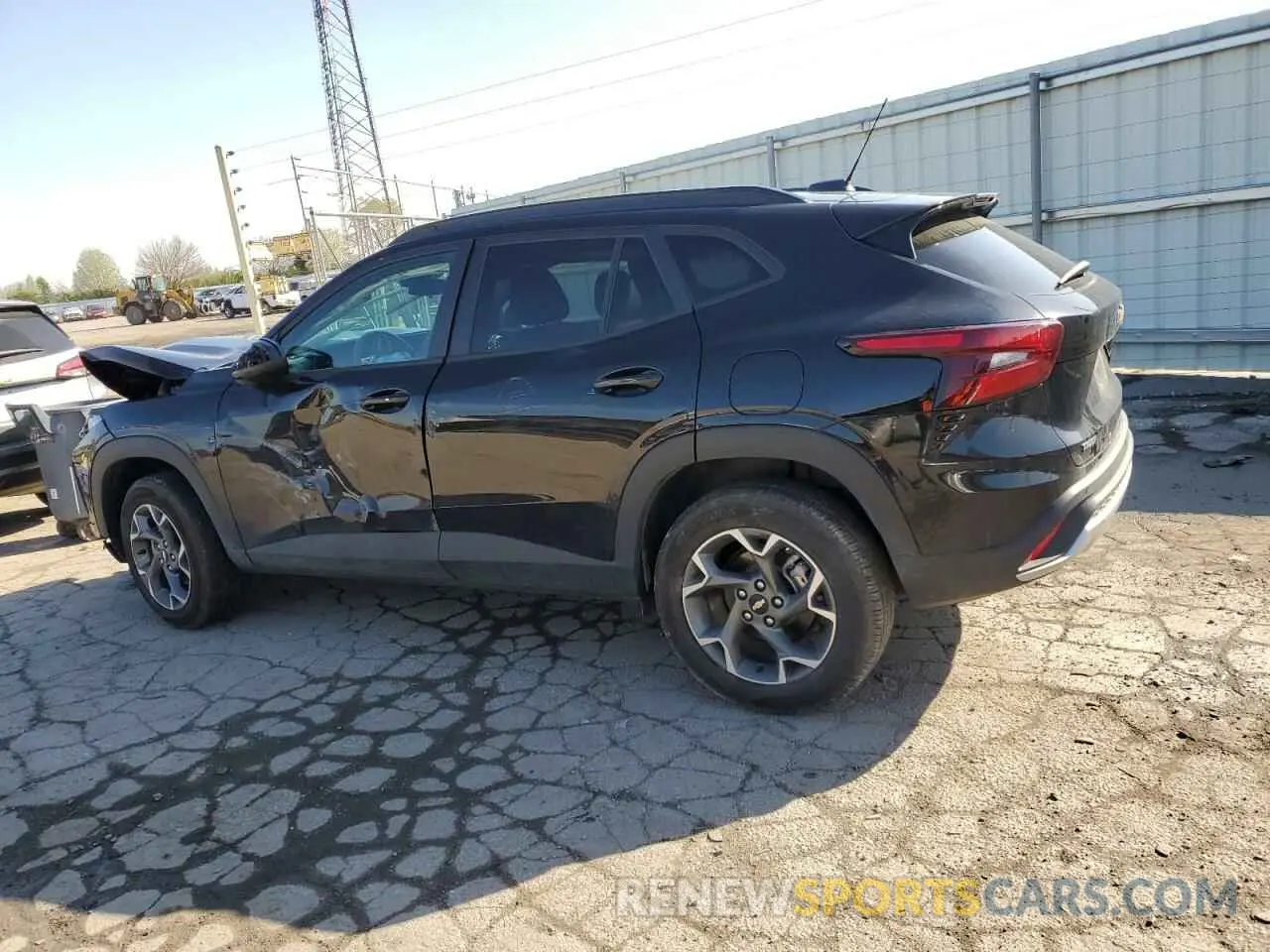 2 fotografías del automóvil dañado KL77LHE26RC160469 CHEVROLET TRAX 2024