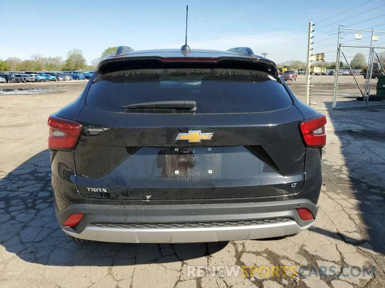 6 fotografías del automóvil dañado KL77LHE26RC160469 CHEVROLET TRAX 2024