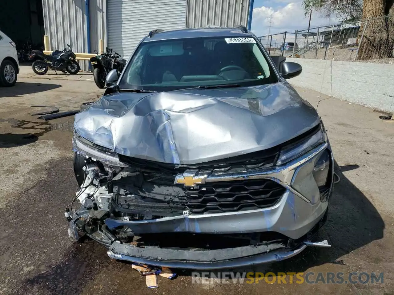 5 fotografías del automóvil dañado KL77LHE27RC242405 CHEVROLET TRAX 2024