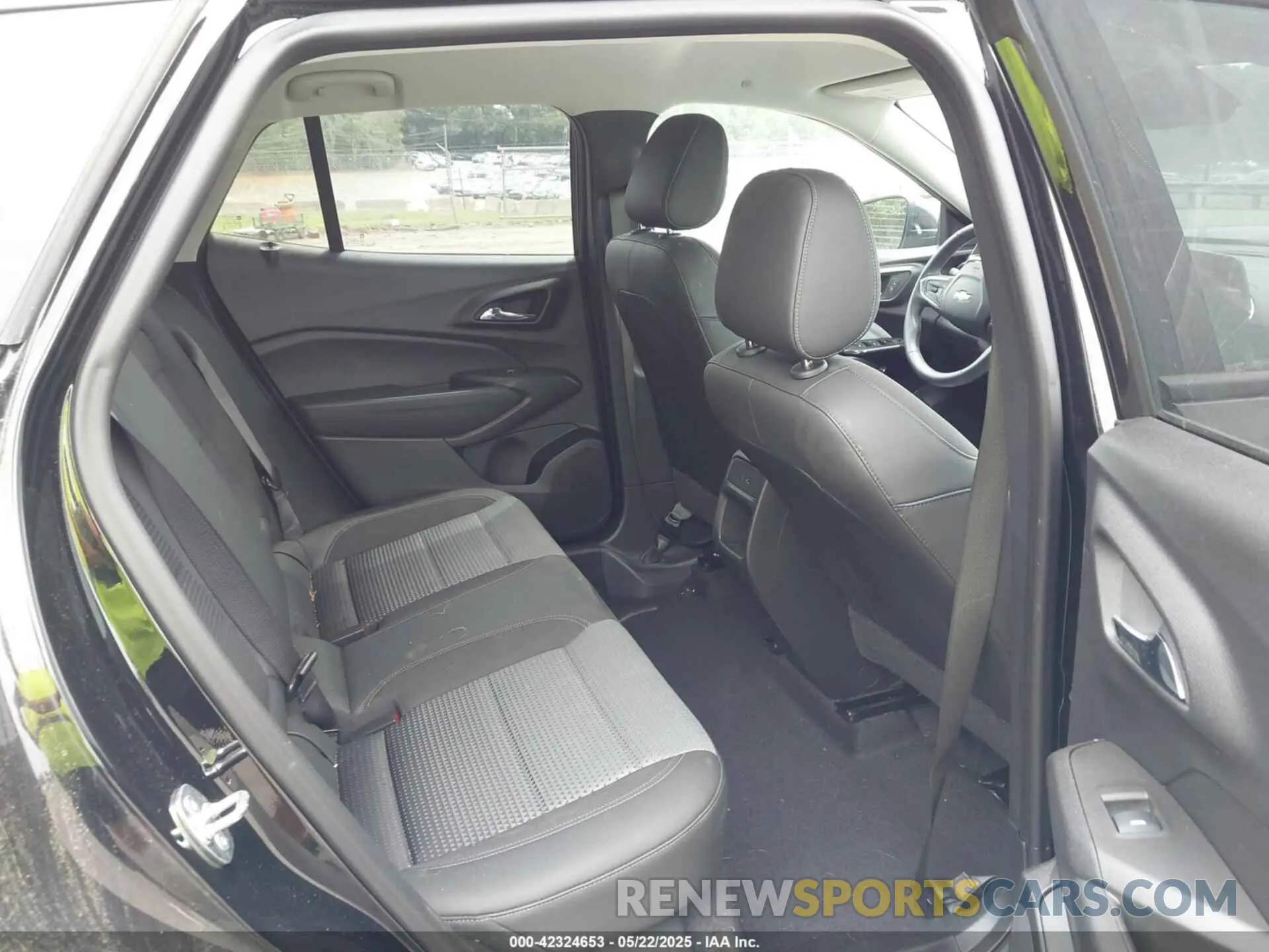 8 fotografías del automóvil dañado KL77LHE28RC005549 CHEVROLET TRAX 2024