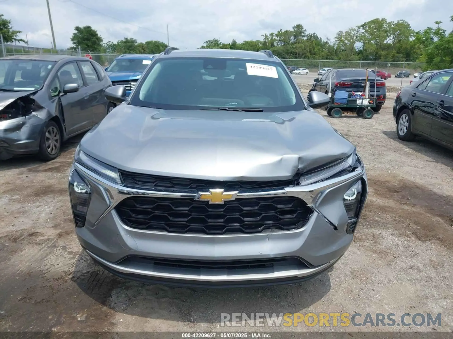 12 fotografías del automóvil dañado KL77LHE28RC019922 CHEVROLET TRAX 2024