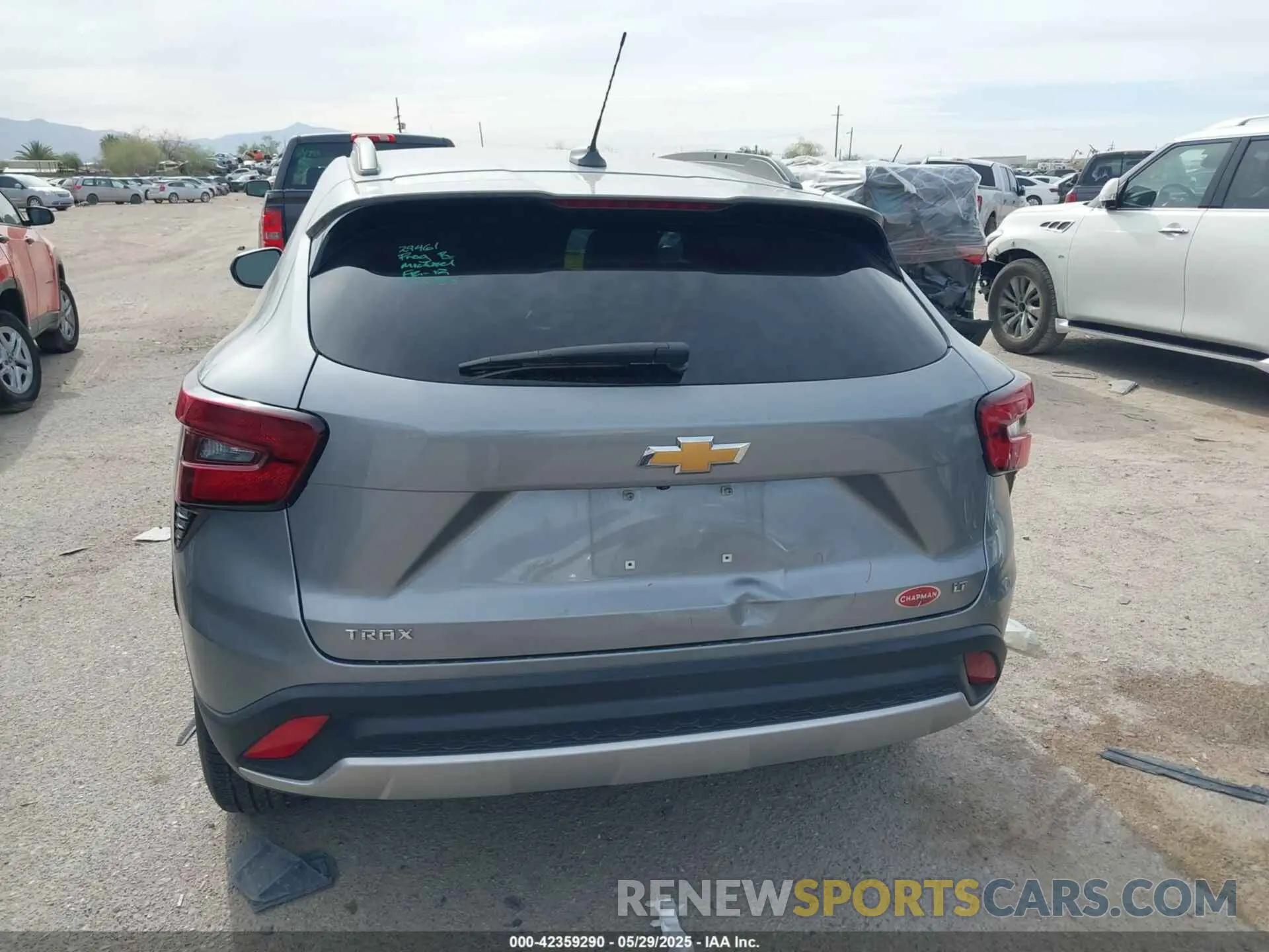 17 fotografías del automóvil dañado KL77LHE28RC043430 CHEVROLET TRAX 2024