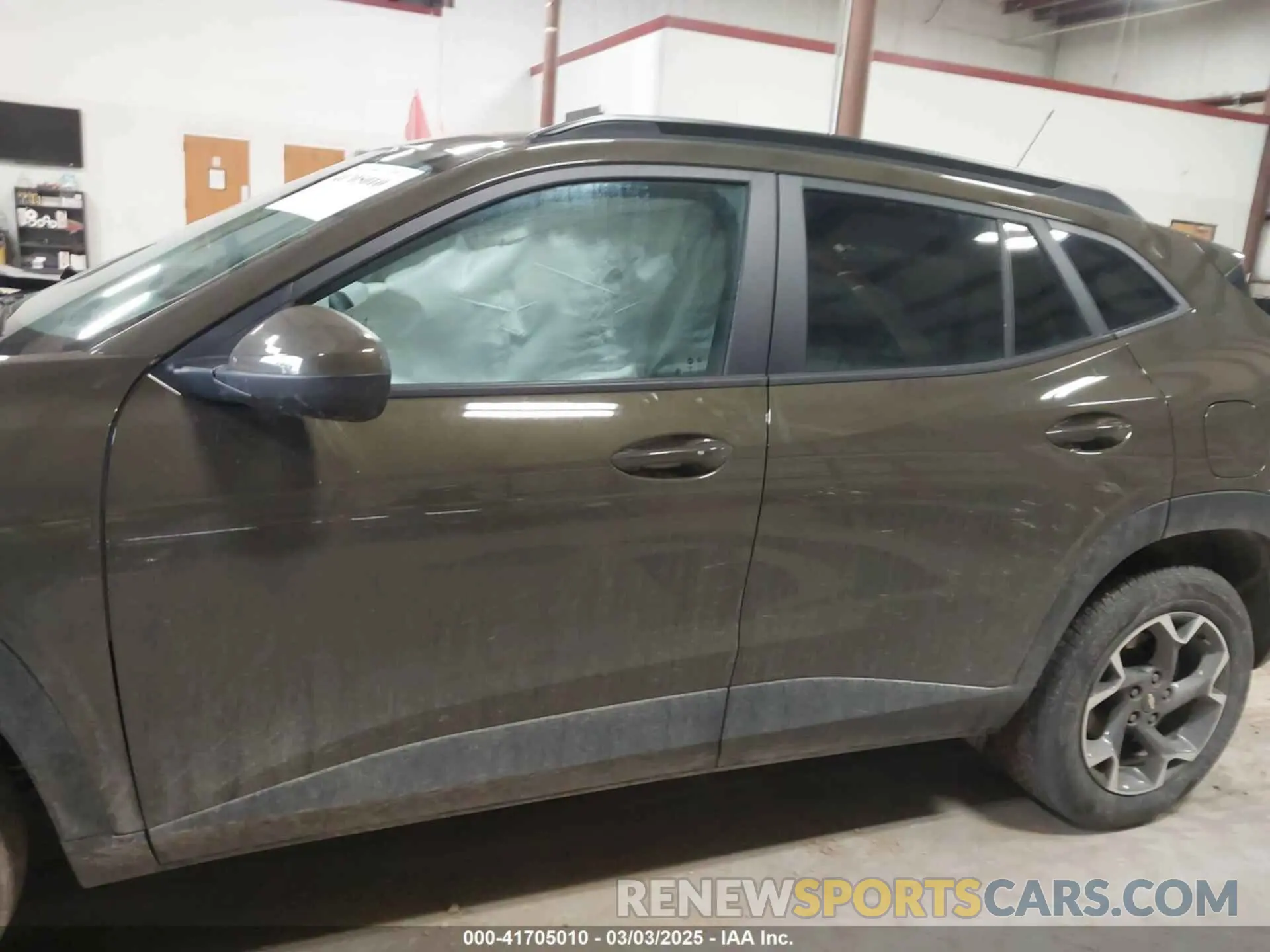 14 fotografías del automóvil dañado KL77LHE28RC101679 CHEVROLET TRAX 2024