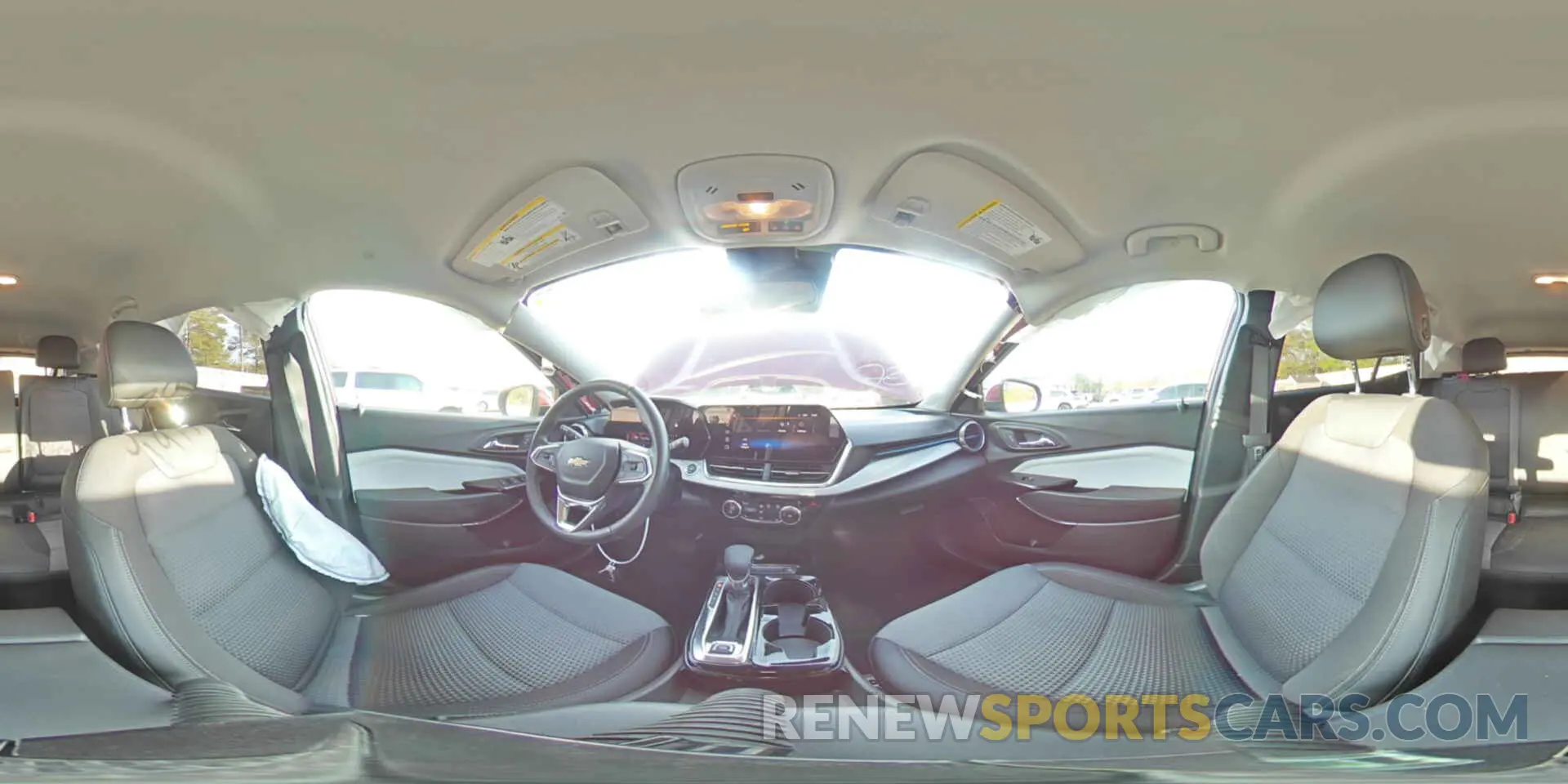 13 fotografías del automóvil dañado KL77LHE28RC217495 CHEVROLET TRAX 2024