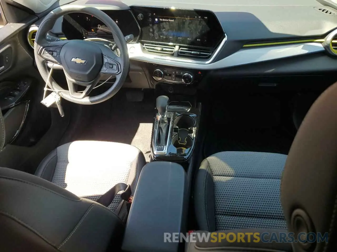 8 fotografías del automóvil dañado KL77LHE28RC233406 CHEVROLET TRAX 2024