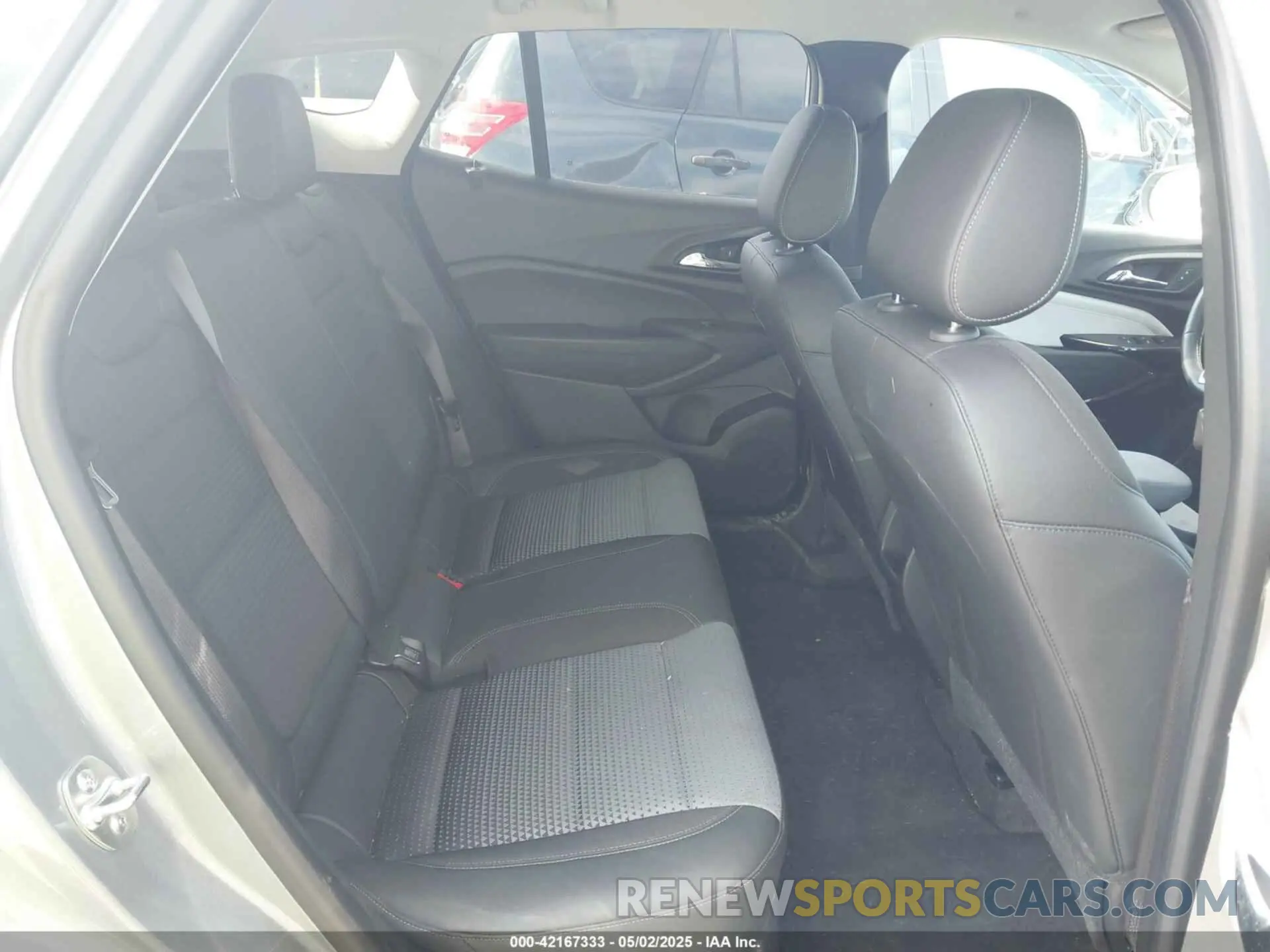 8 fotografías del automóvil dañado KL77LHE29RC178223 CHEVROLET TRAX 2024