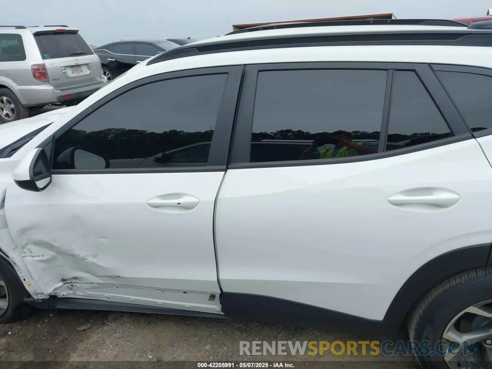 14 fotografías del automóvil dañado KL77LHE29RC211107 CHEVROLET TRAX 2024