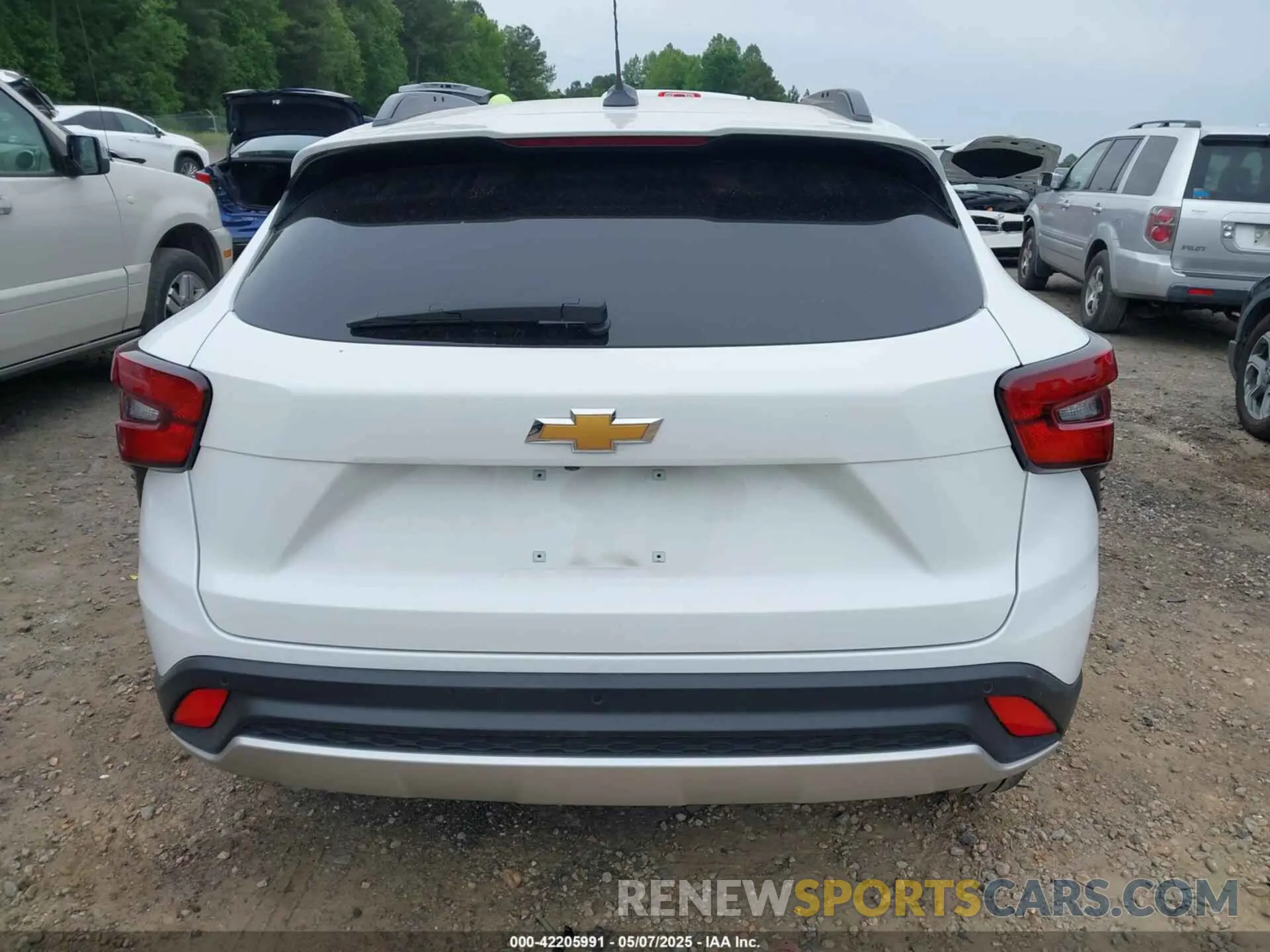 16 fotografías del automóvil dañado KL77LHE29RC211107 CHEVROLET TRAX 2024