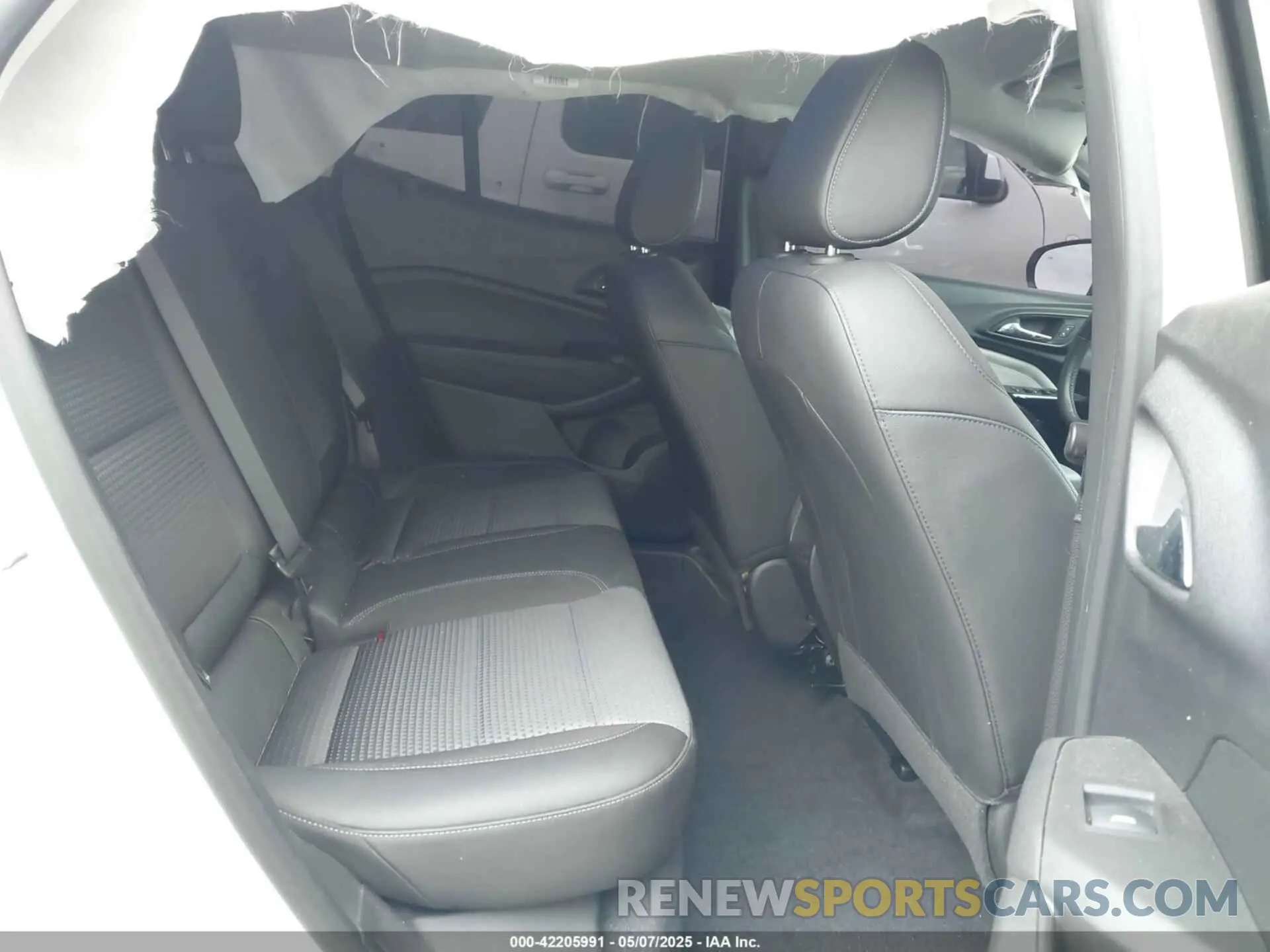 8 fotografías del automóvil dañado KL77LHE29RC211107 CHEVROLET TRAX 2024