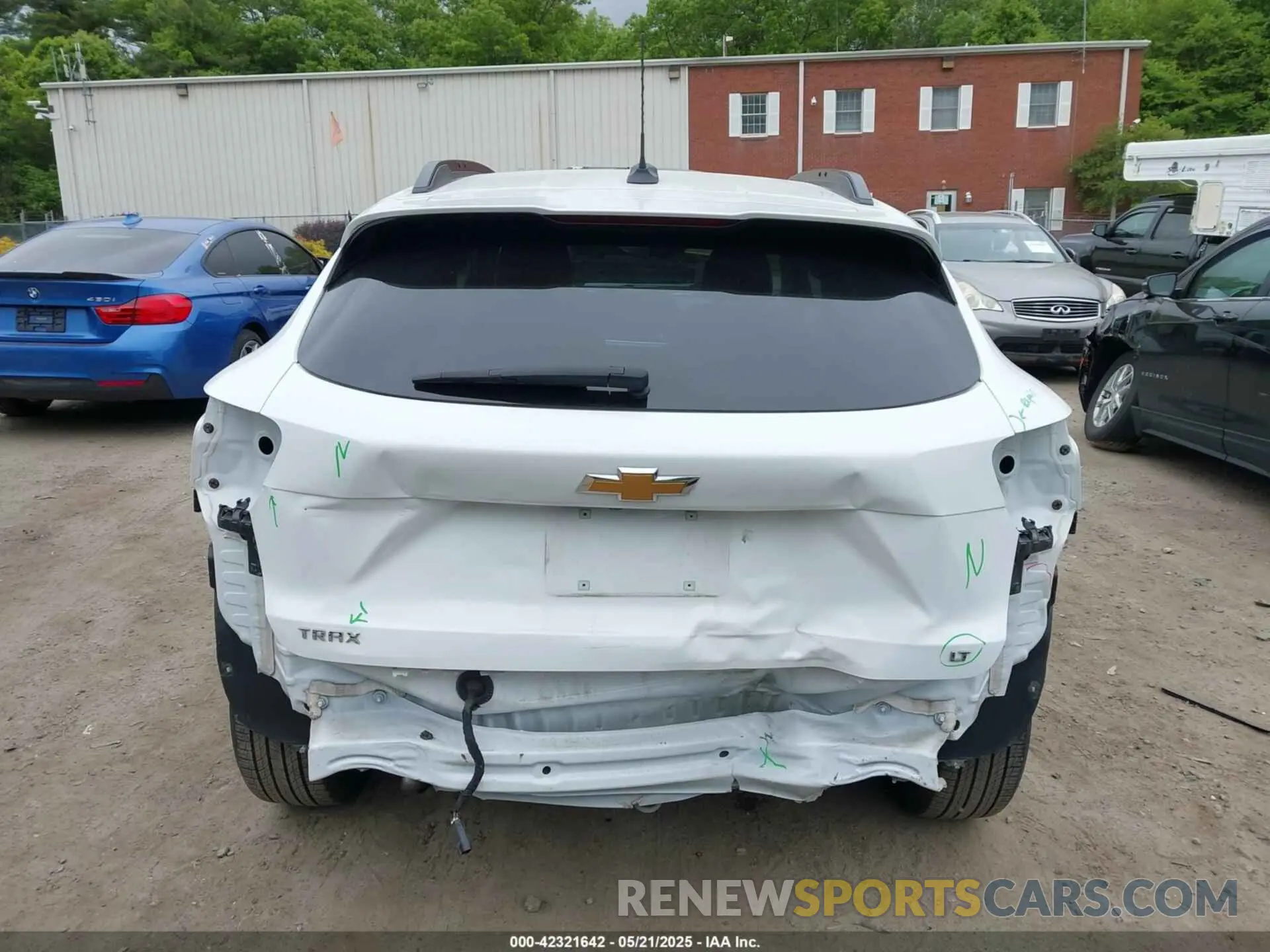 17 fotografías del automóvil dañado KL77LHE2XRC045597 CHEVROLET TRAX 2024