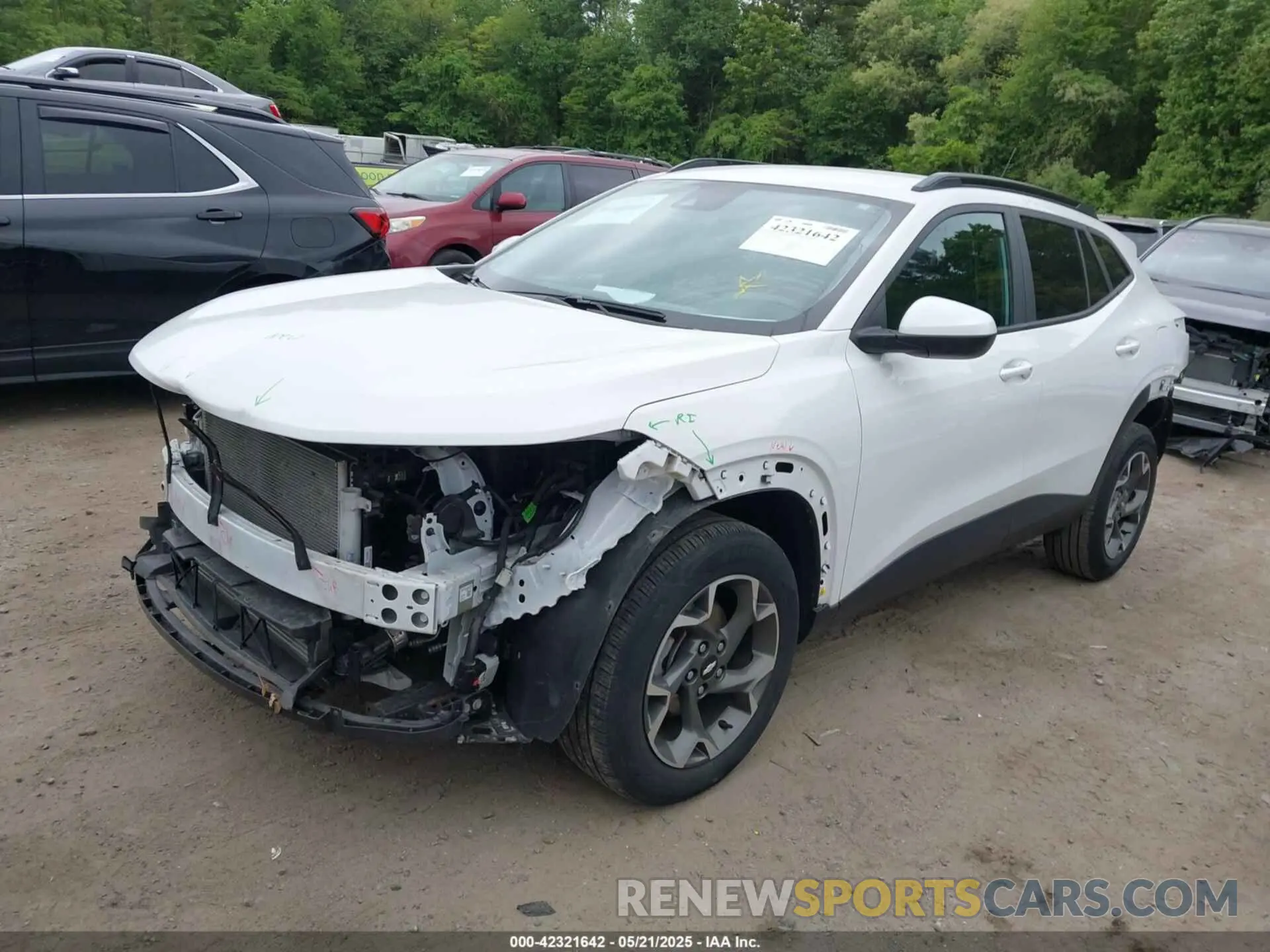 2 fotografías del automóvil dañado KL77LHE2XRC045597 CHEVROLET TRAX 2024