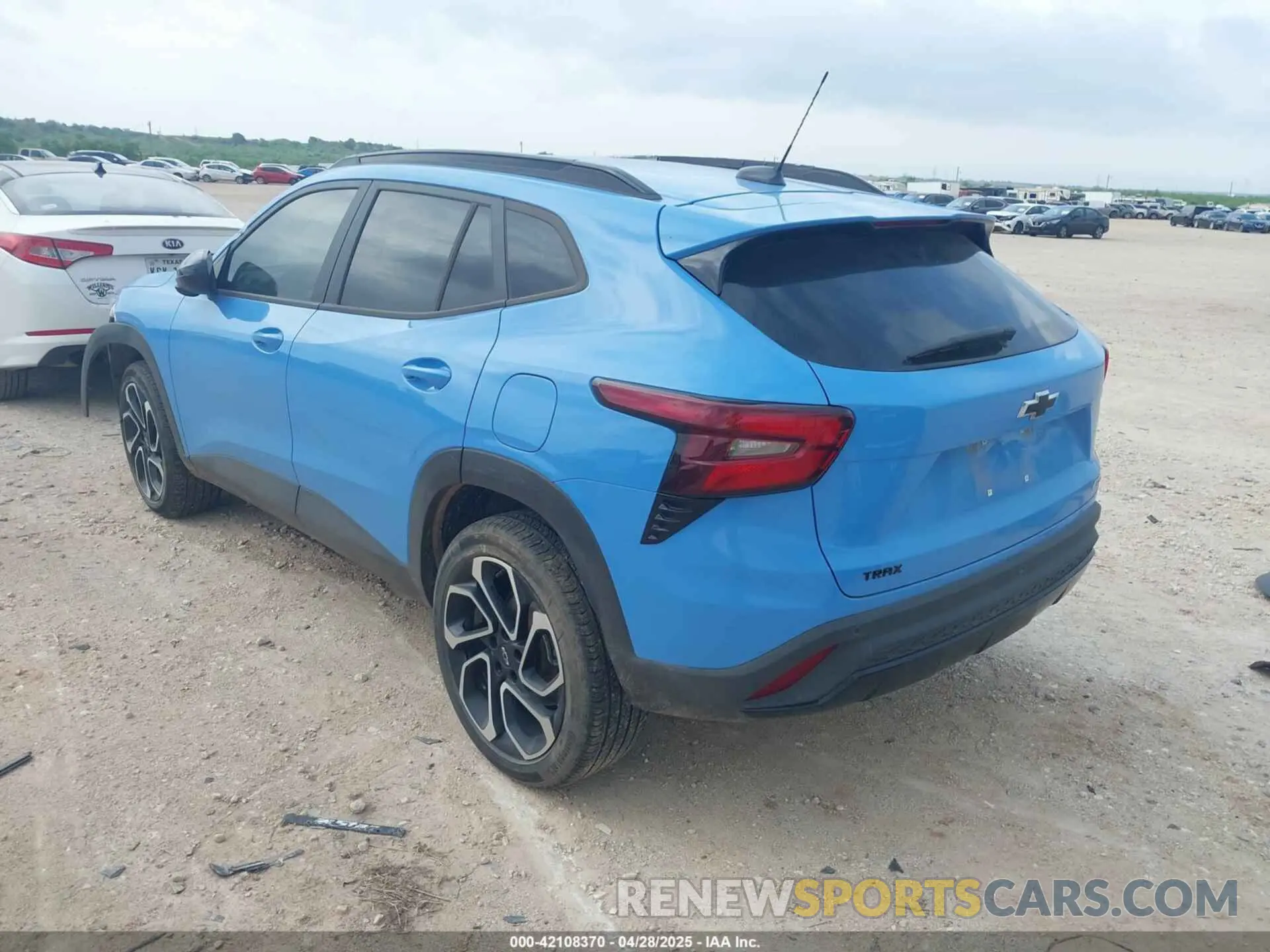 3 fotografías del automóvil dañado KL77LJE21RC133722 CHEVROLET TRAX 2024