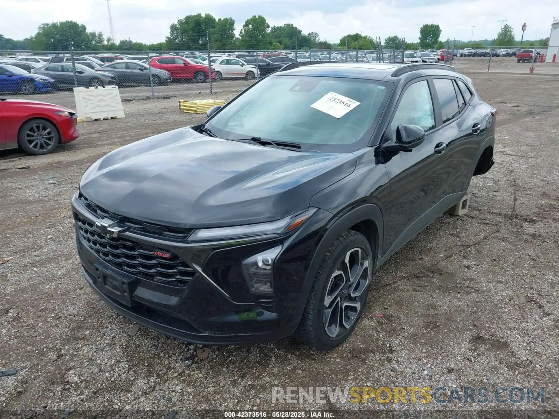 2 fotografías del automóvil dañado KL77LJE22RC046847 CHEVROLET TRAX 2024