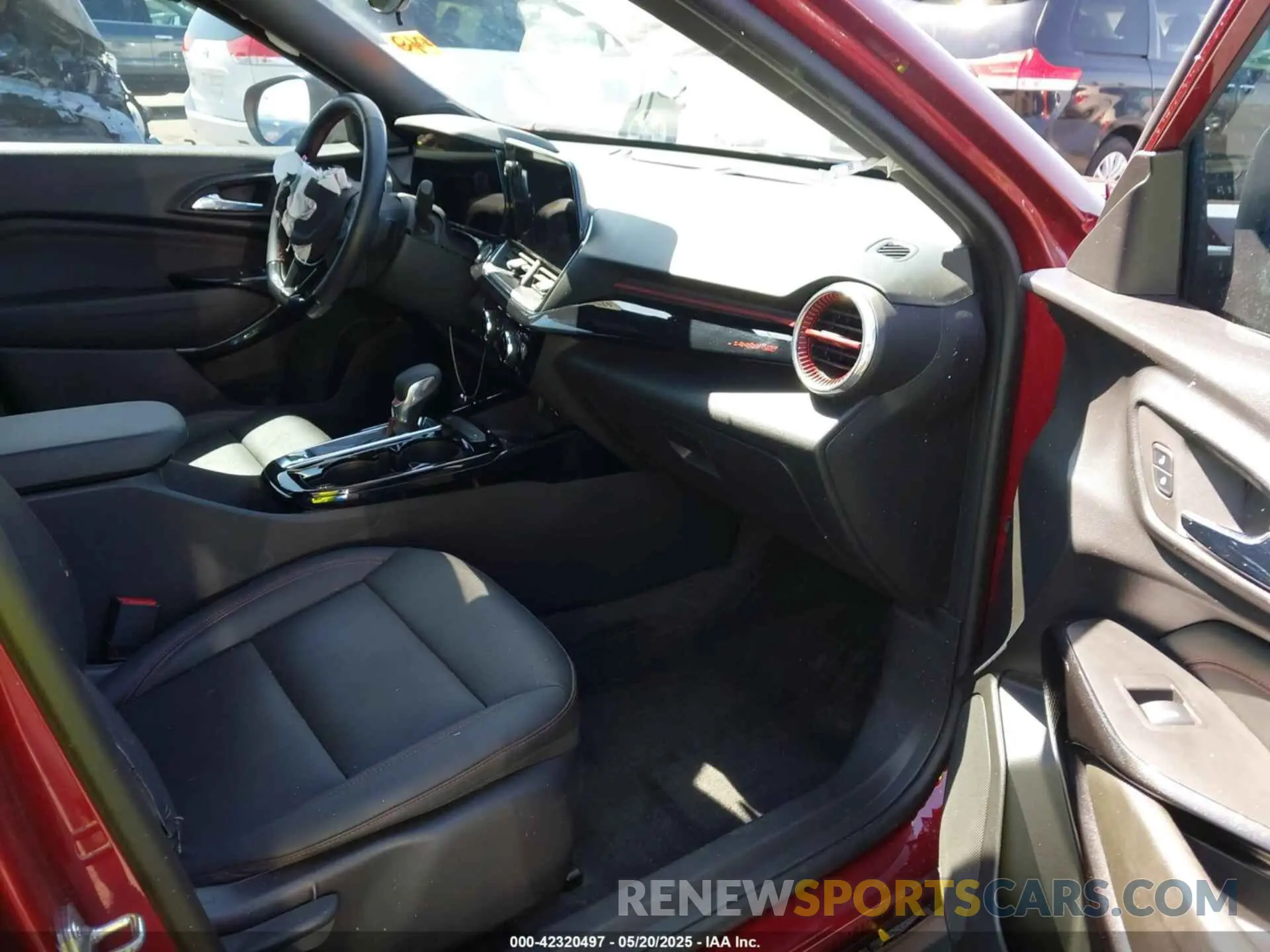 5 fotografías del automóvil dañado KL77LJE24RC034750 CHEVROLET TRAX 2024