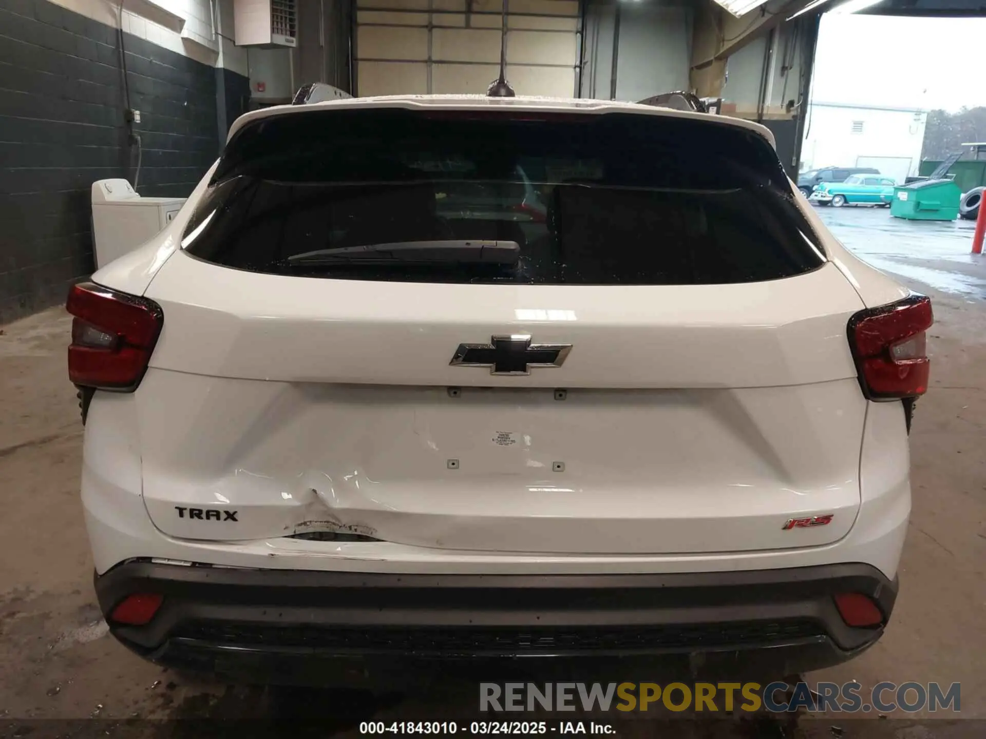 16 fotografías del automóvil dañado KL77LJE24RC111925 CHEVROLET TRAX 2024
