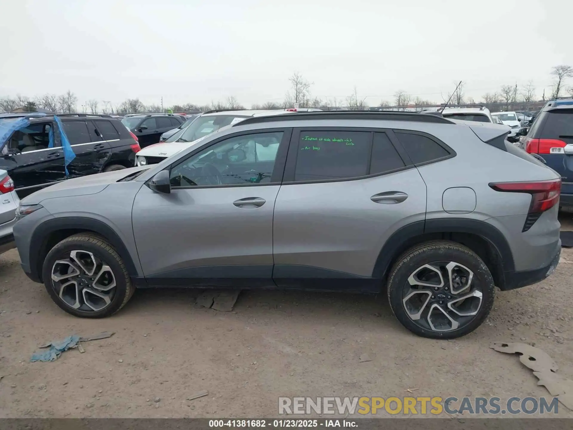14 fotografías del automóvil dañado KL77LJE25RC026219 CHEVROLET TRAX 2024