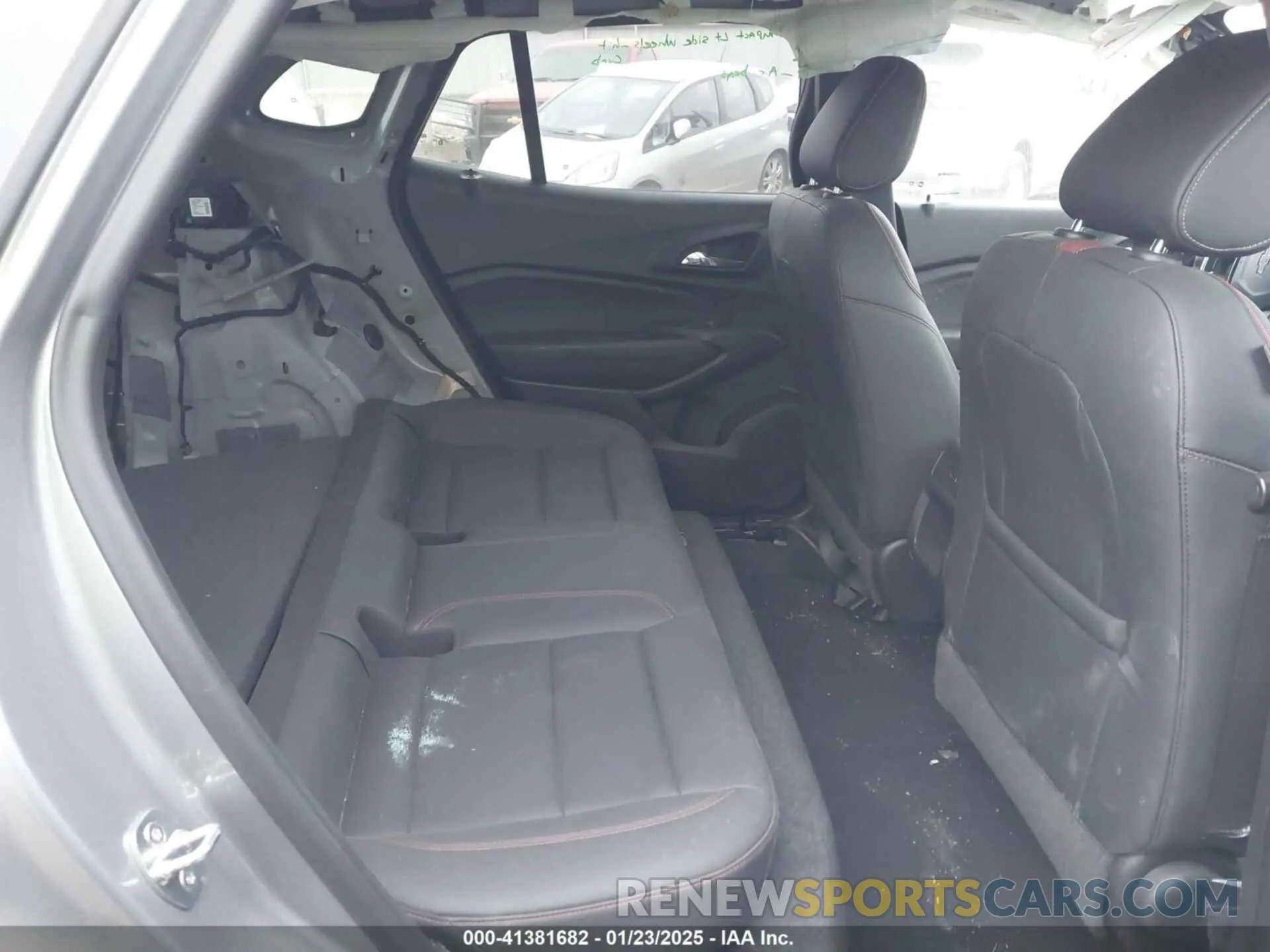 8 fotografías del automóvil dañado KL77LJE25RC026219 CHEVROLET TRAX 2024