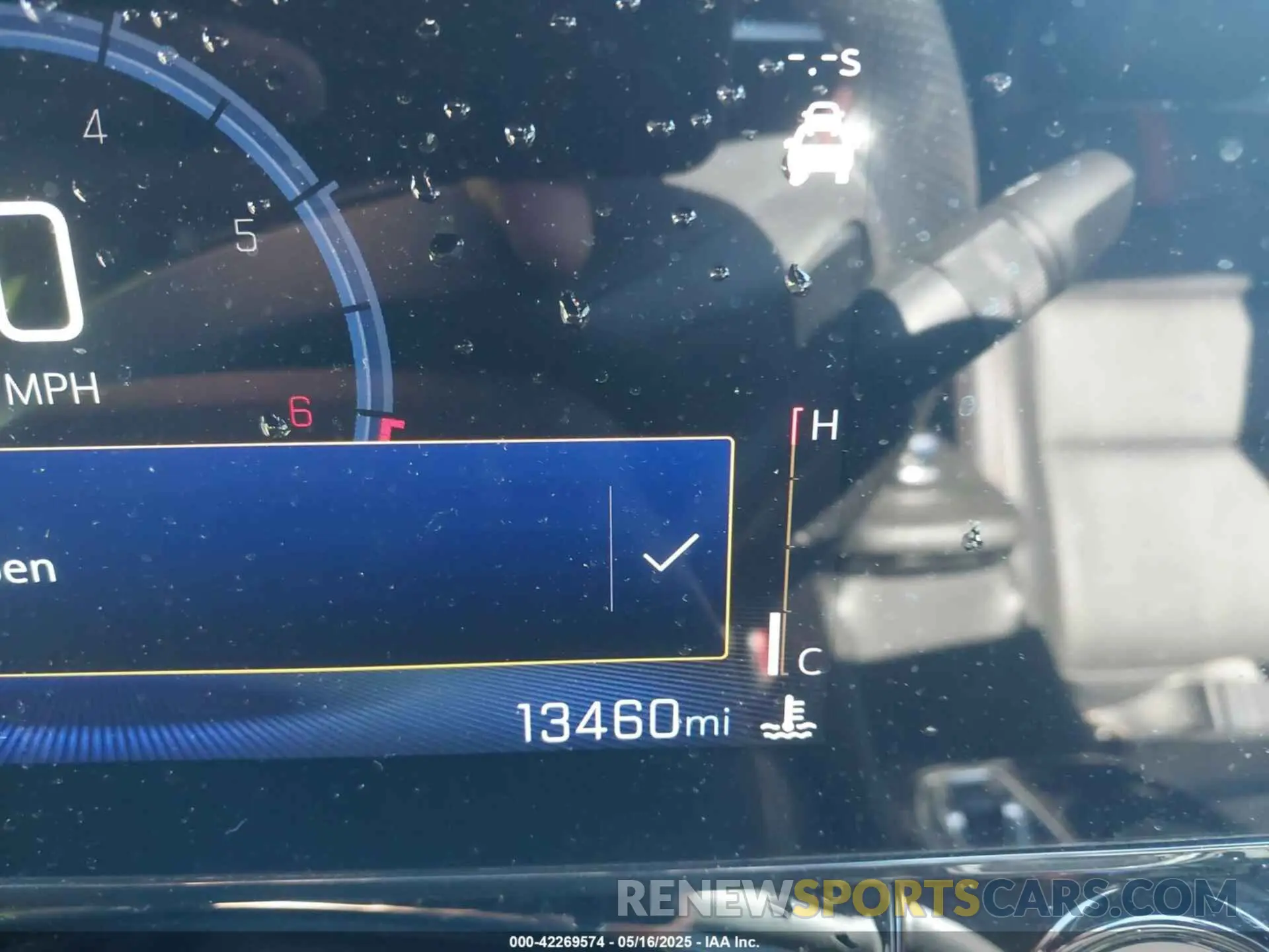 15 fotografías del automóvil dañado KL77LJE26RC041392 CHEVROLET TRAX 2024