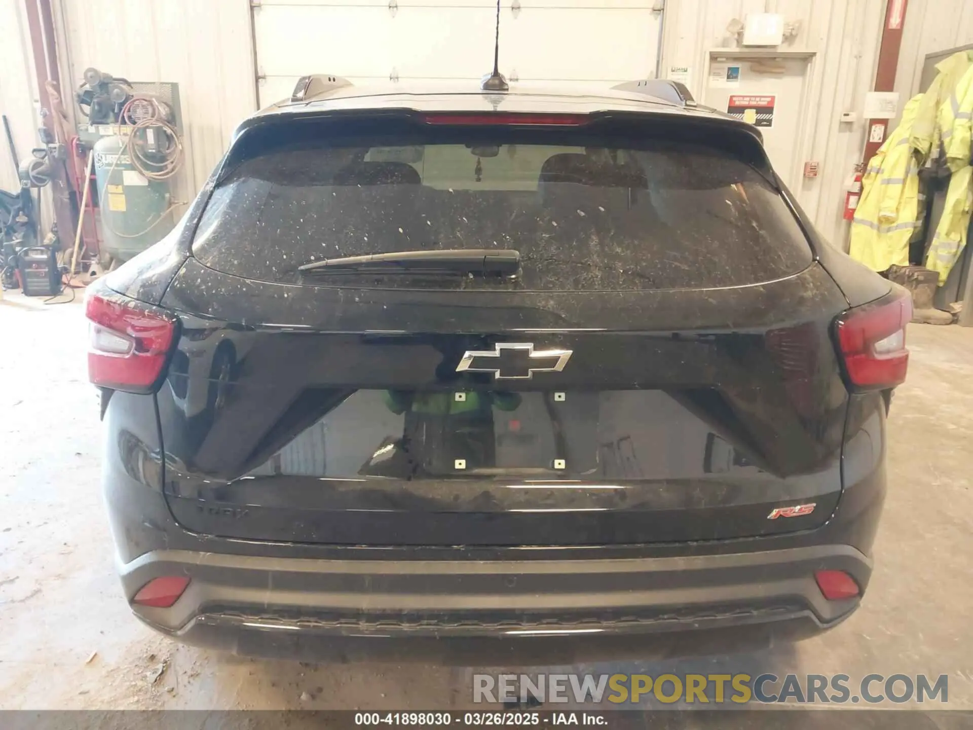 16 fotografías del automóvil dañado KL77LJE26RC189042 CHEVROLET TRAX 2024