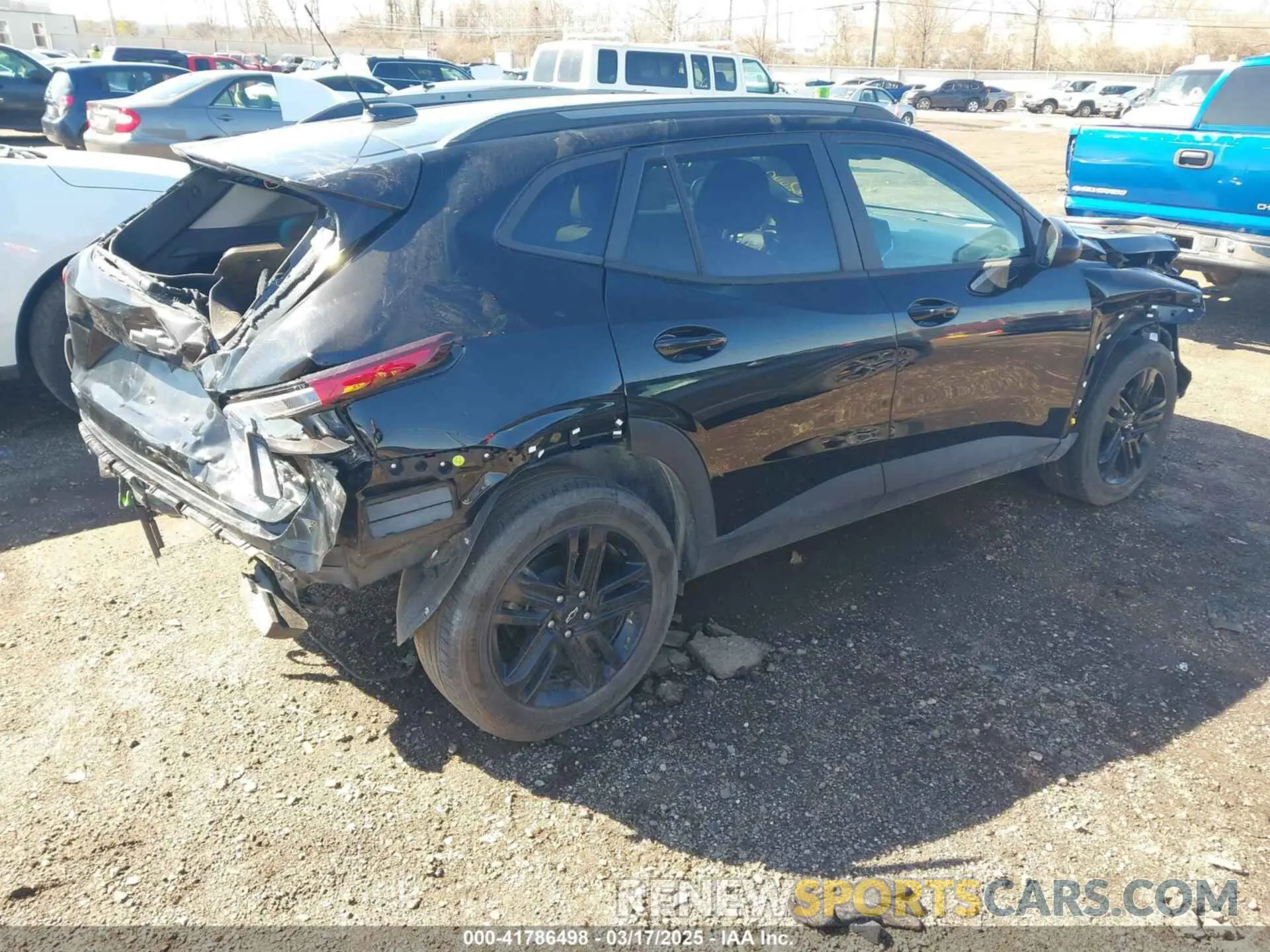 4 fotografías del automóvil dañado KL77LKE20RC058954 CHEVROLET TRAX 2024