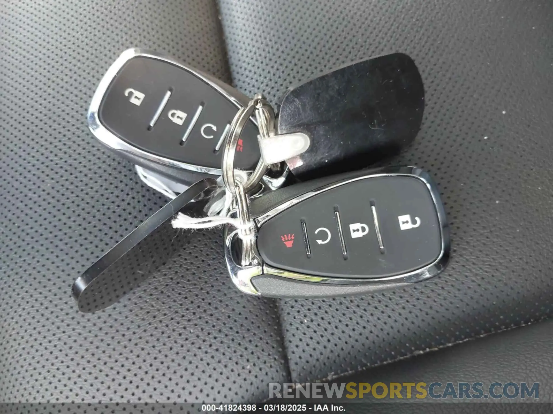 11 fotografías del automóvil dañado KL77LKE22RC106616 CHEVROLET TRAX 2024