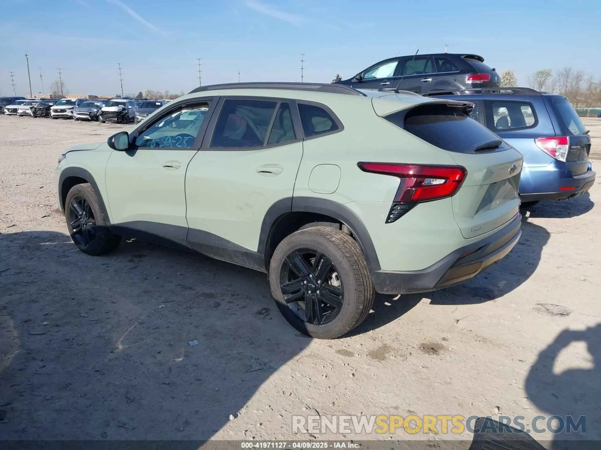3 fotografías del automóvil dañado KL77LKE25RC122826 CHEVROLET TRAX 2024