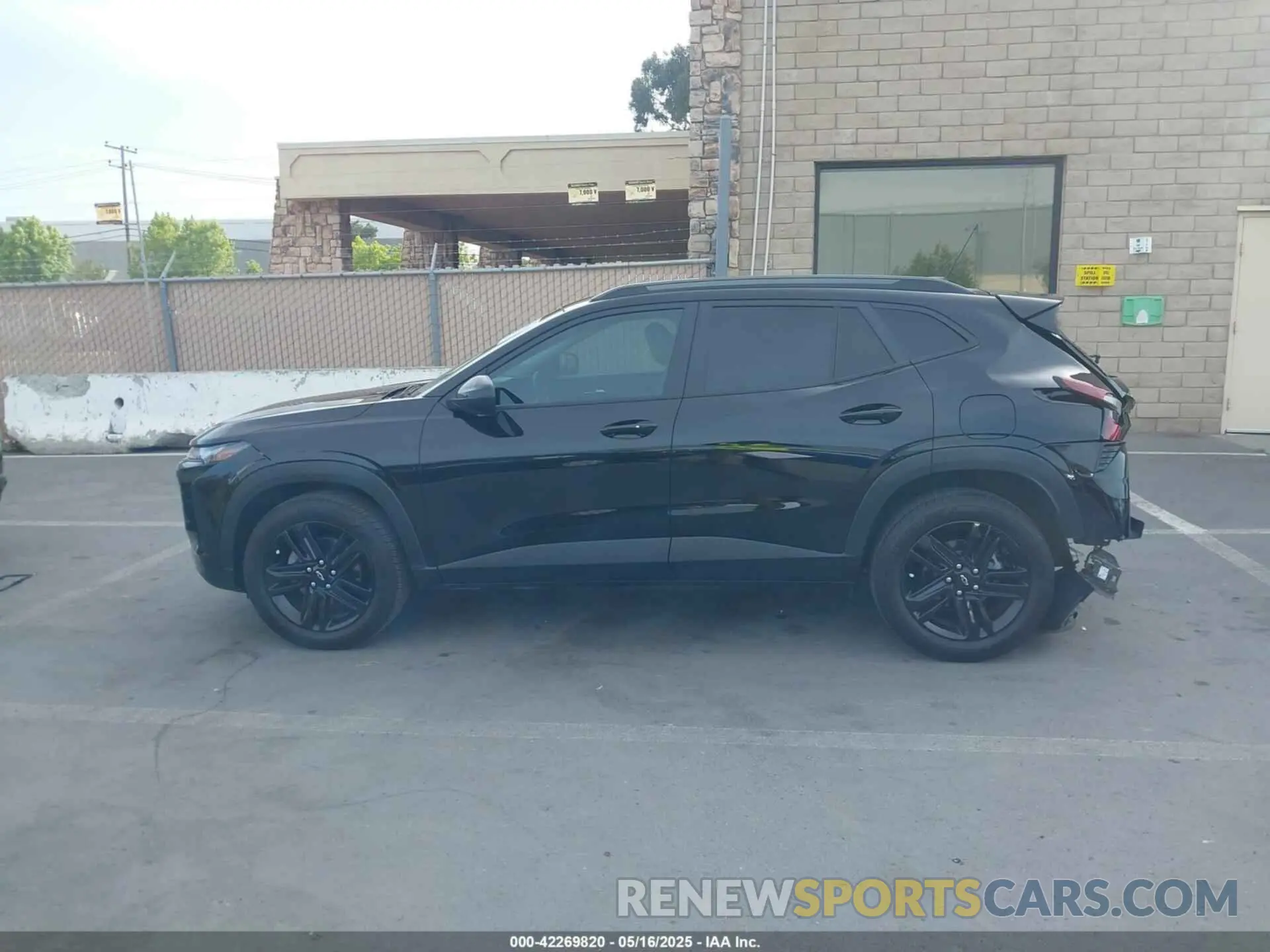 14 fotografías del automóvil dañado KL77LKE25RC201879 CHEVROLET TRAX 2024