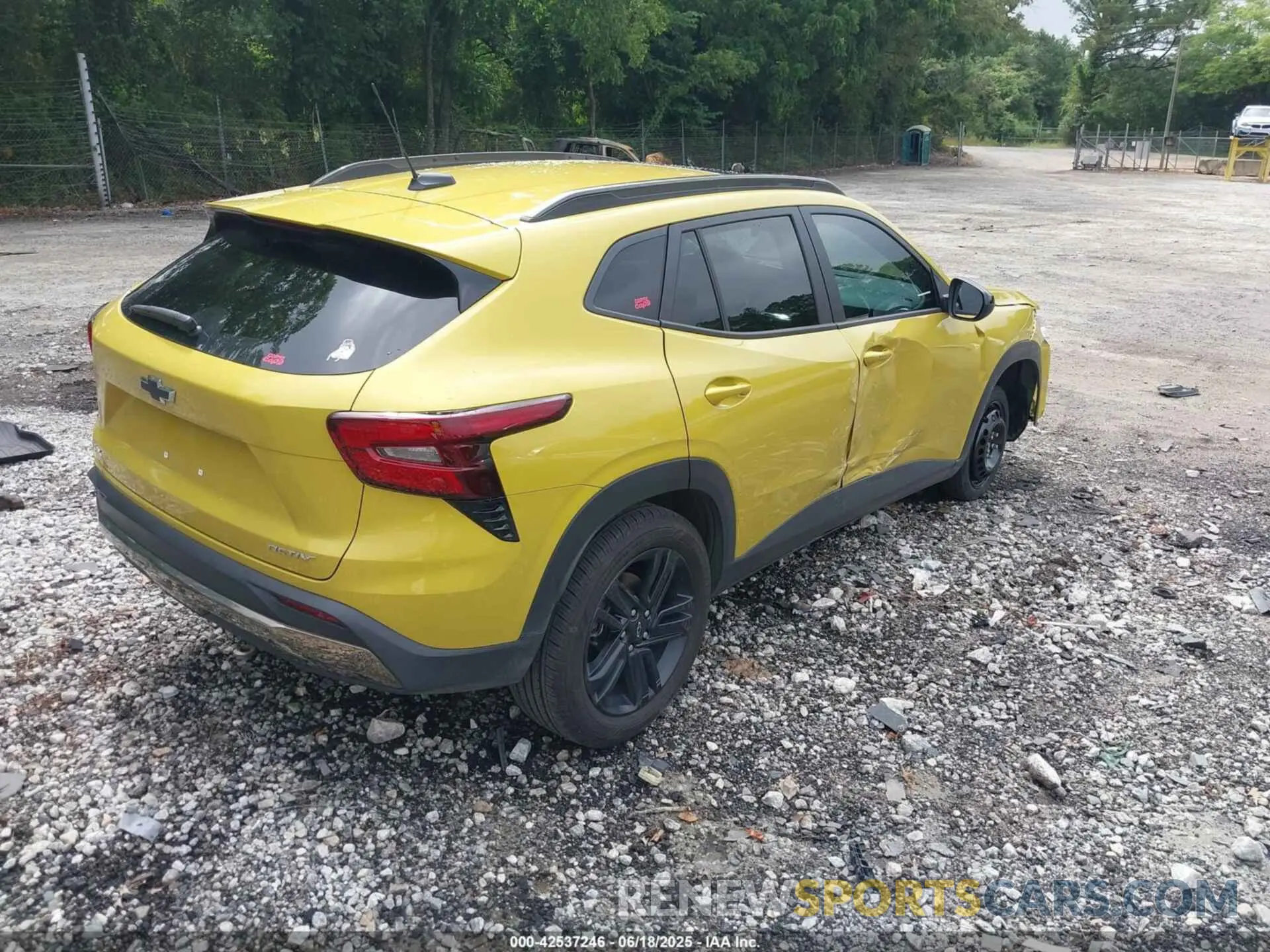 4 fotografías del automóvil dañado KL77LKE27RC109883 CHEVROLET TRAX 2024
