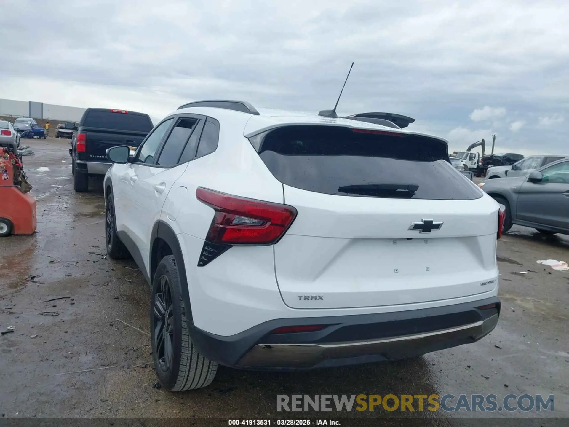 3 fotografías del automóvil dañado KL77LKE27RC132239 CHEVROLET TRAX 2024