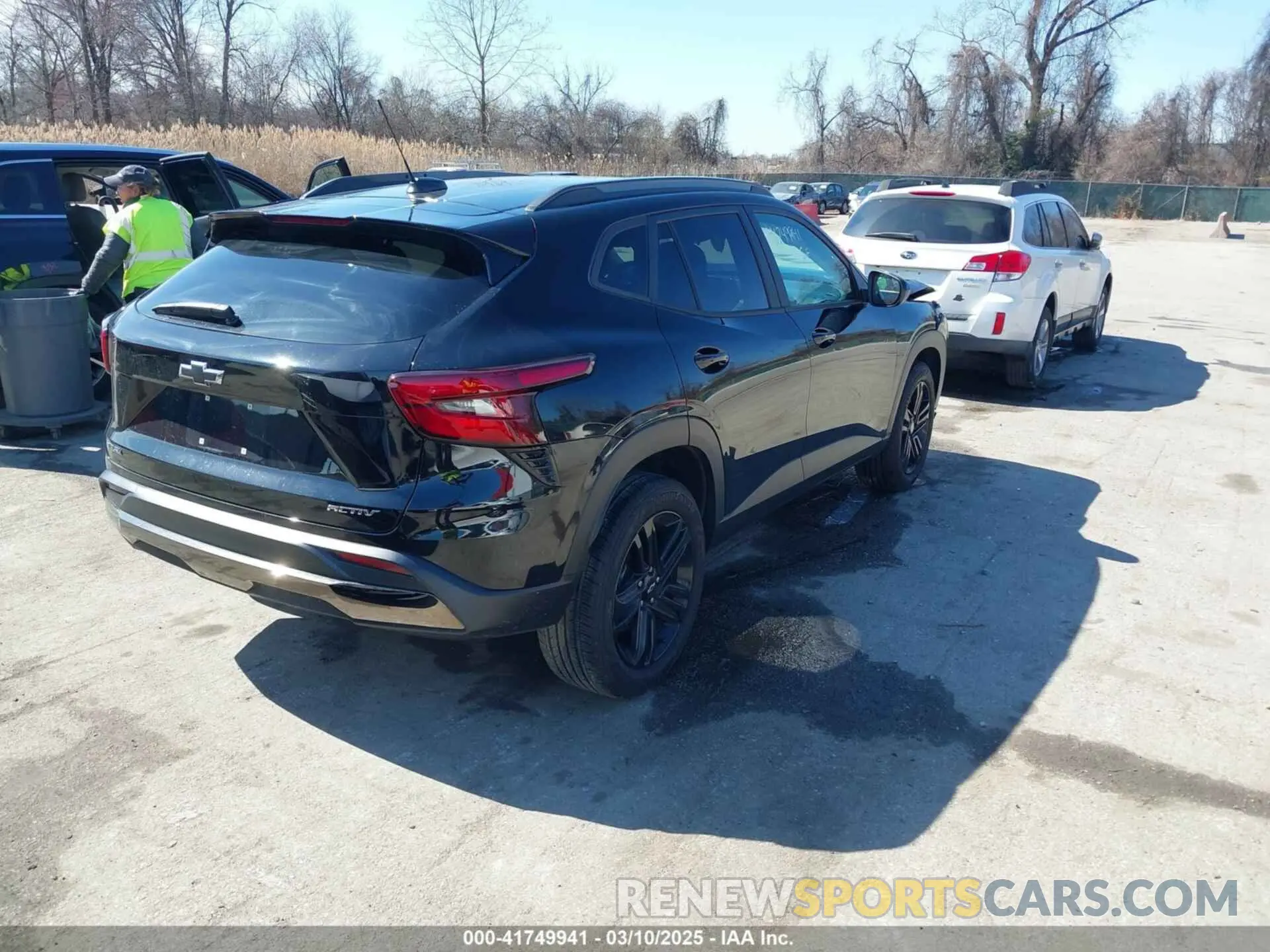 4 fotografías del automóvil dañado KL77LKE28RC076537 CHEVROLET TRAX 2024